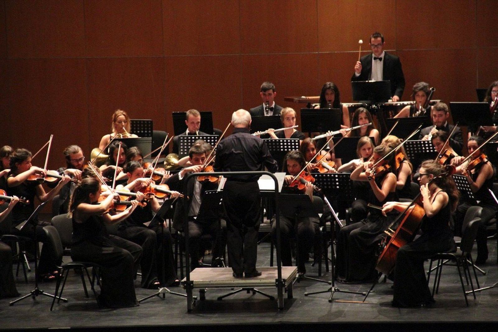 Concierto de la Orquesta Sinfónica y Coro del Conservatorio Superior