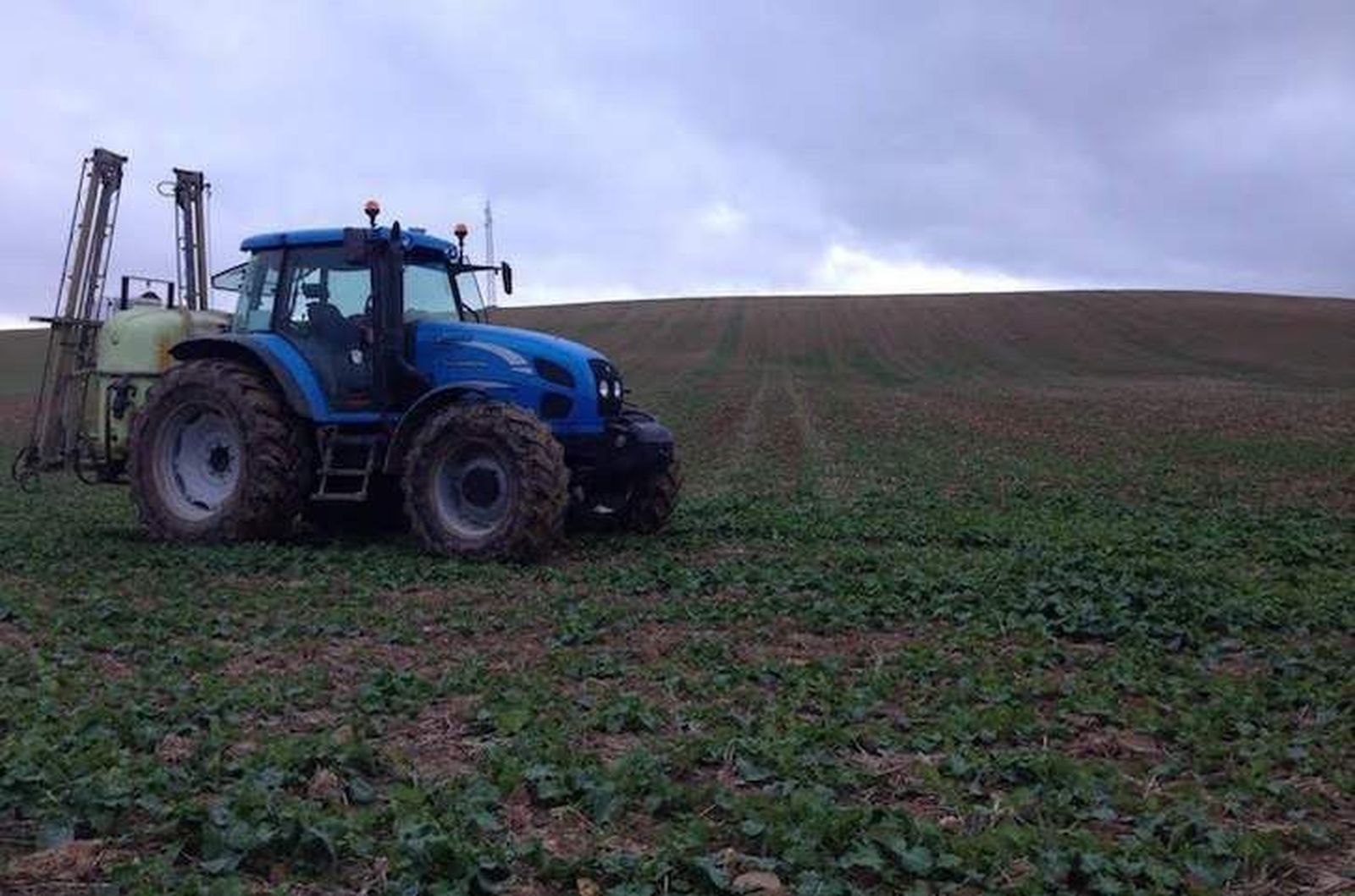 UPA denuncia cambios insuficientes en la concesión de becas para hijos de agricultores