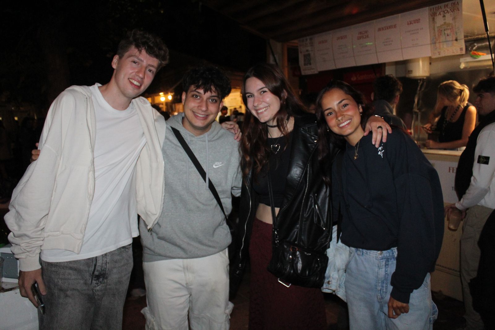 La Feria de Día se llena en la tarde-noche de este viernes, punto de partida del fin de semana