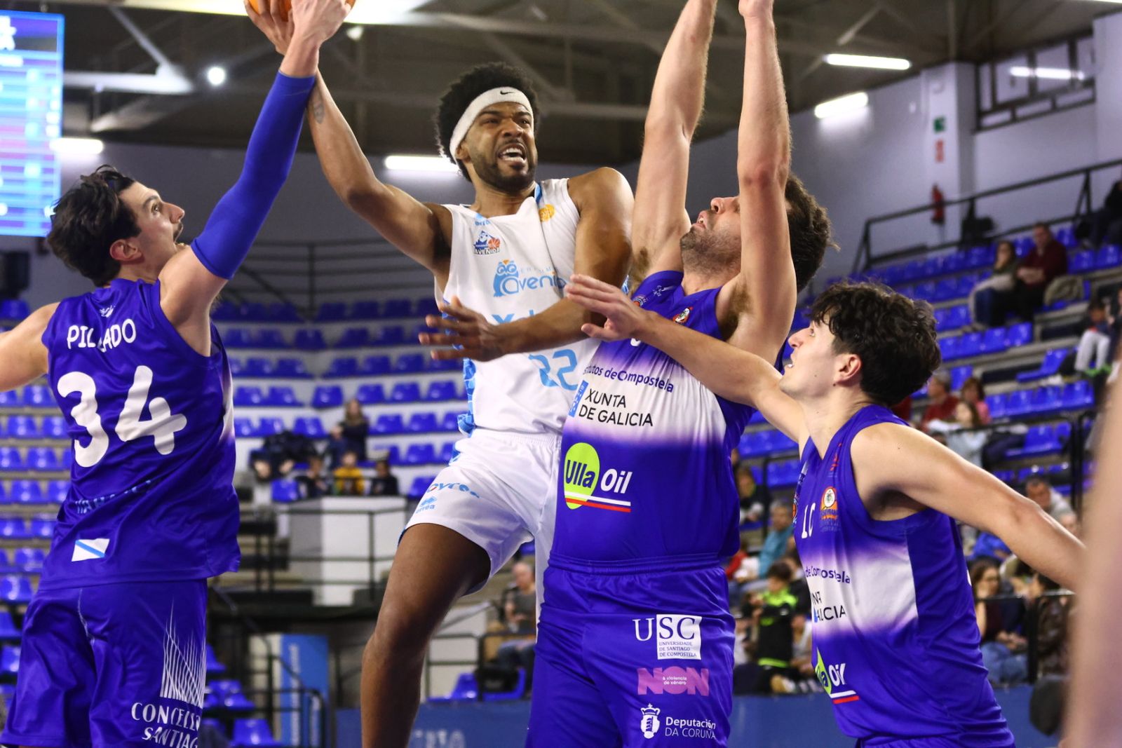 Perfumerías Avenida - CB Rosalía