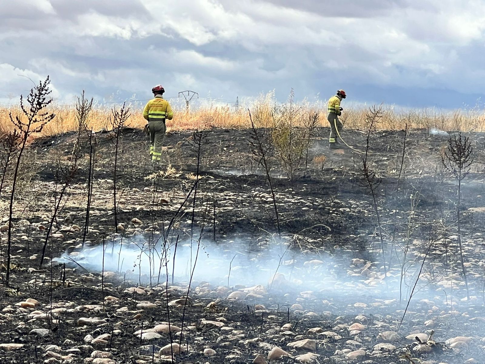 Incendio en unas tierras en Chamberí