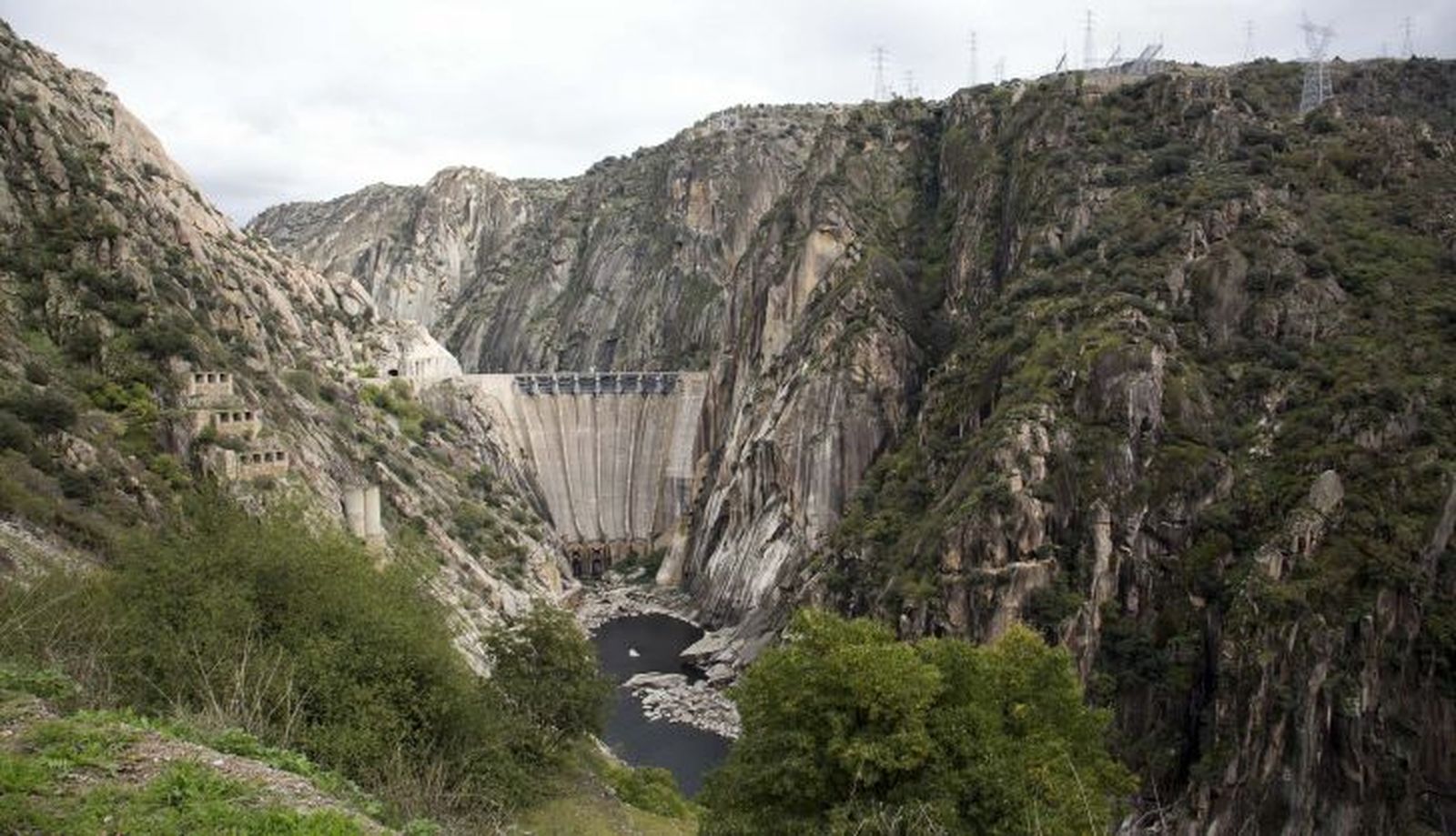Proyecto de geoparque en Salamanca. Presa de Aldeadávila. David Arranz. ICAL.