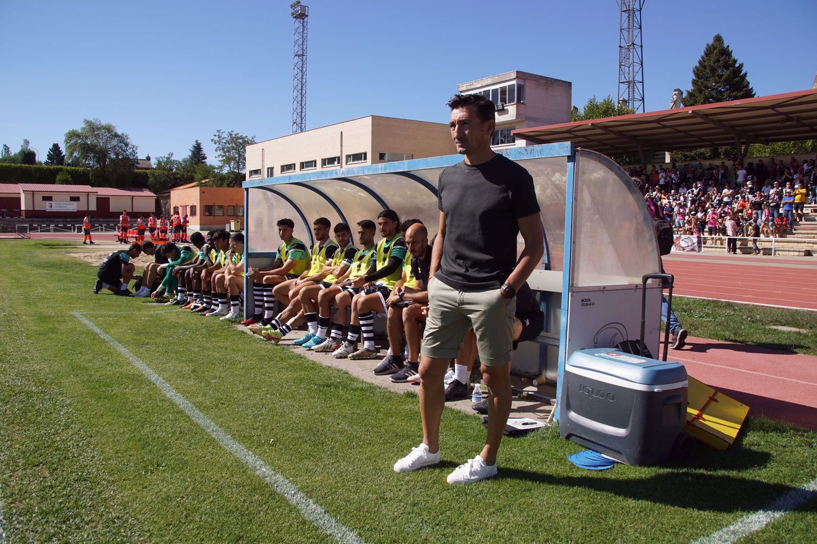 Raúl Casañ, ante el Linares | FOTO SALAMANCA24HORAS.COM