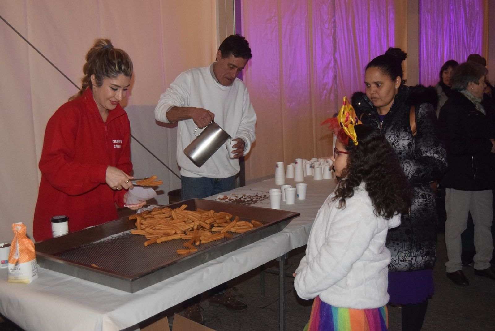 Zamora disfruta con su chocolatada de Carnaval. Zamora disfruta con su chocolatada de Carnaval.