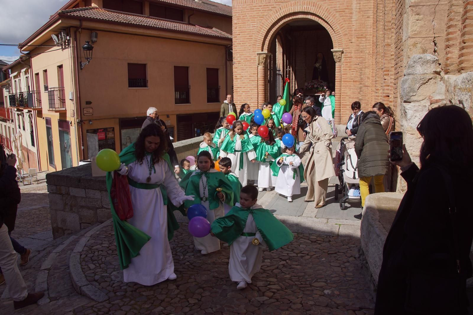 procesion-del-encuentro-en-alba-de-tormes-17