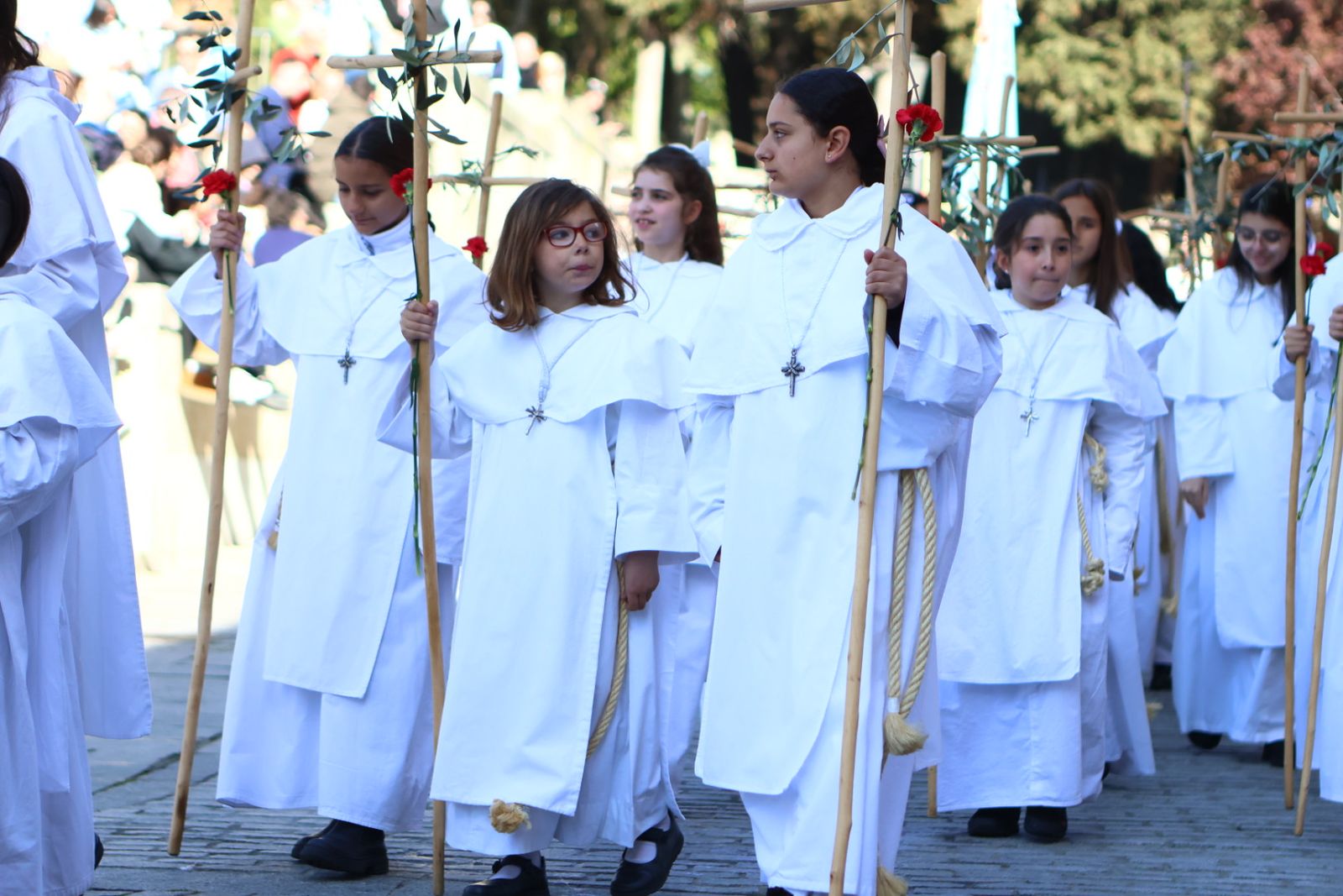 Procesión del encuentro de Nuestra Señora de la Alegría y Jesús Resucitado en el Domingo de Resurrección en Salamanca
