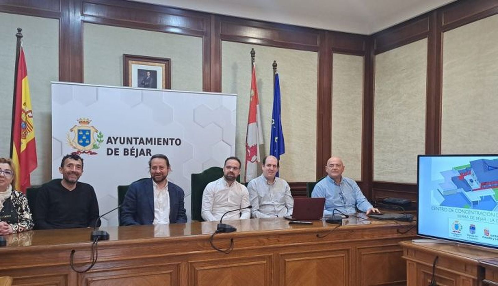 FOTOGRAFÍA. PRESENTACIÓN CCD EN ALTURA