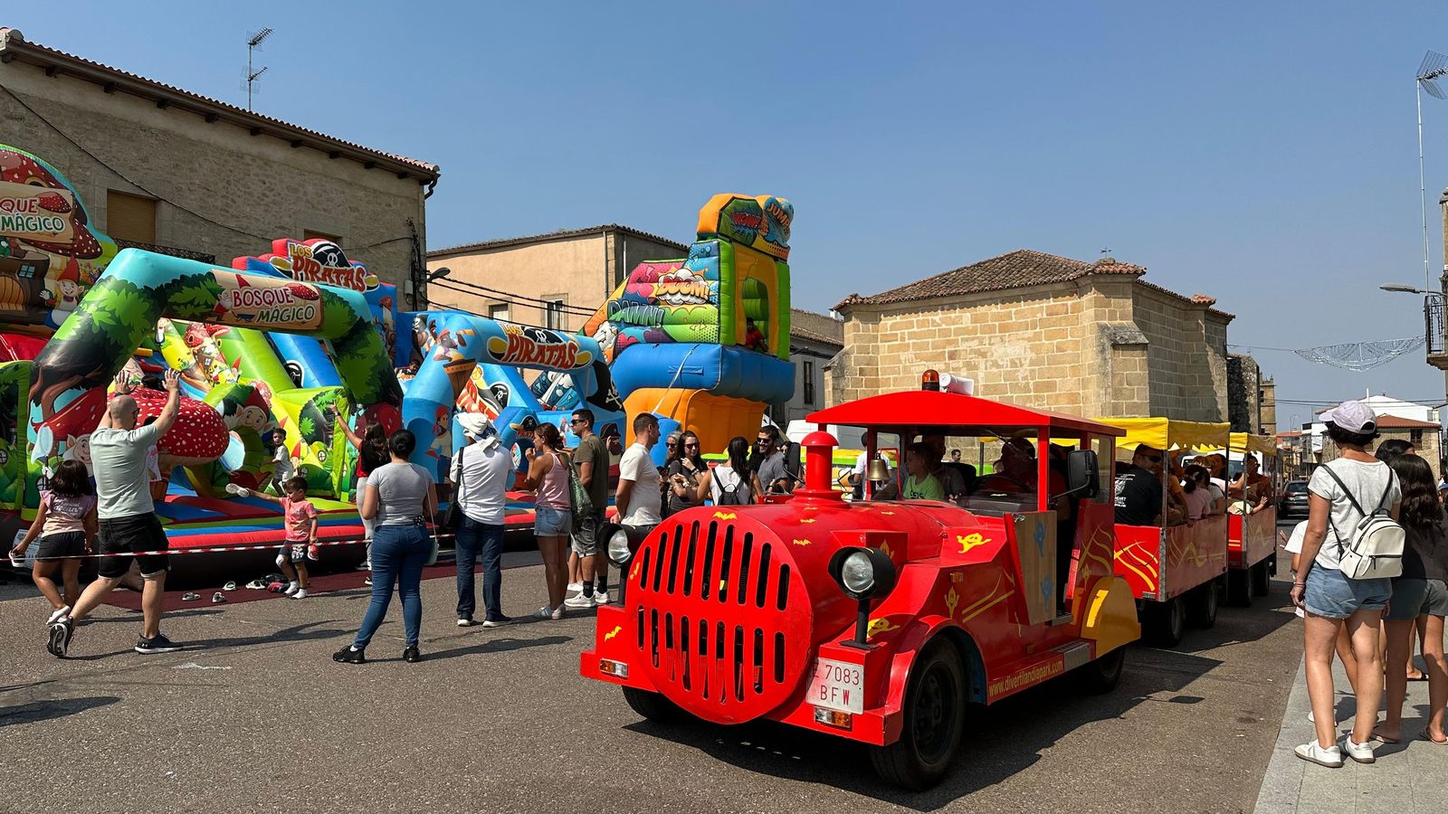 Hinchables para los más pequeños en Aldeadávila de la Ribera