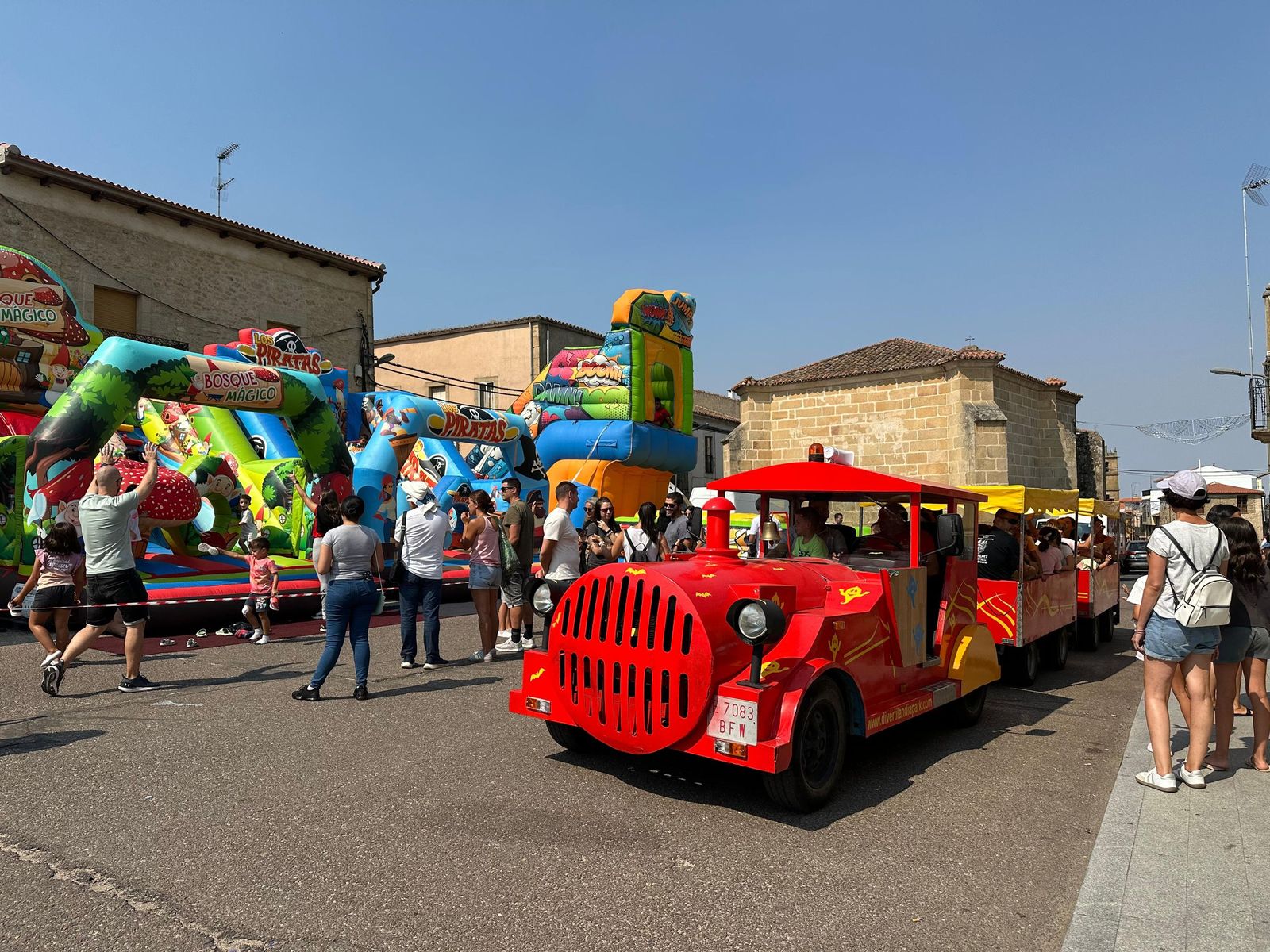 Hinchables para los más pequeños en Aldeadávila de la Ribera