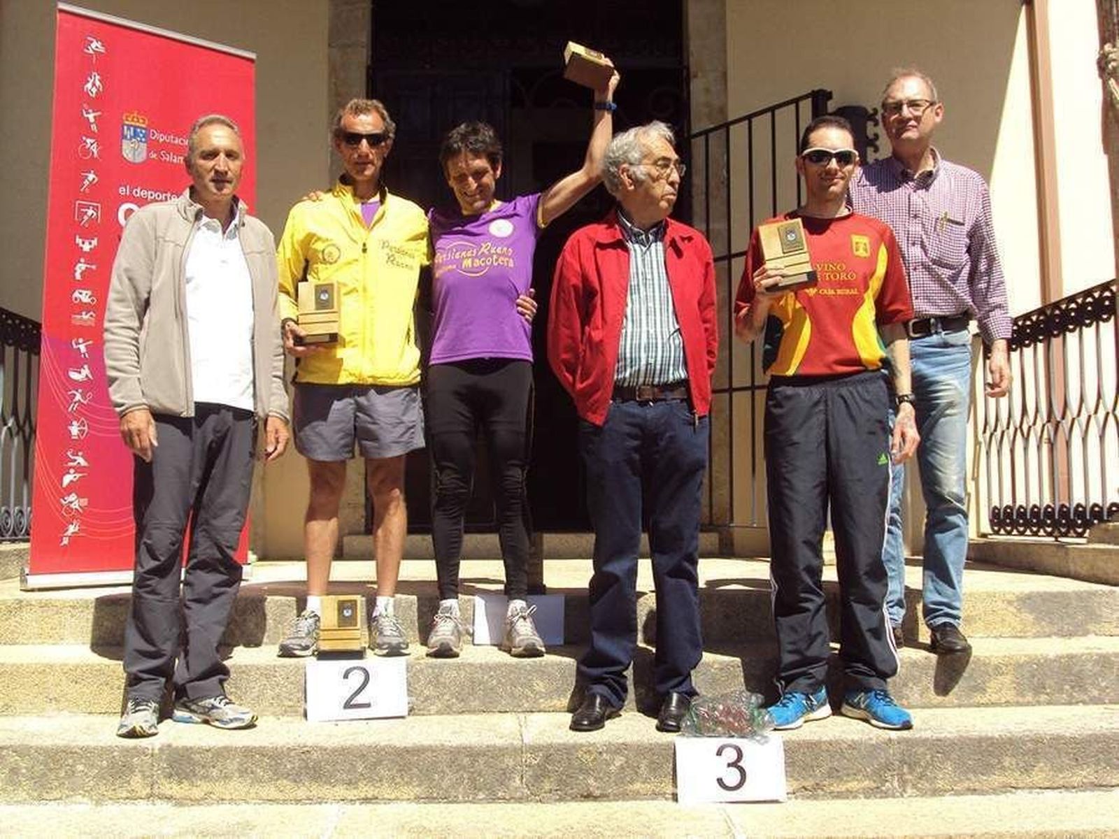 Ricardo Adrados y Ruth Gómez se imponen en el I Cross La Dehesa