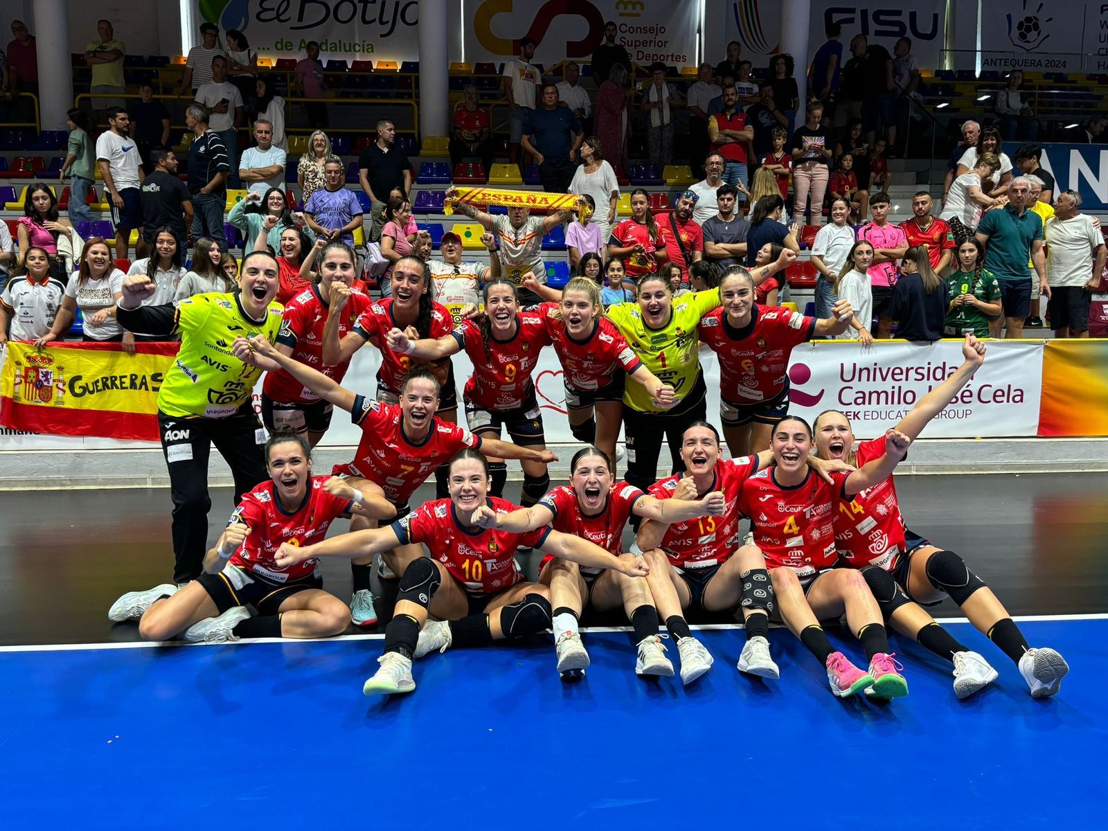 Elba Álvarez, campeona del Mundial Universitario con las 'Guerreras'. Foto: RFEBM.