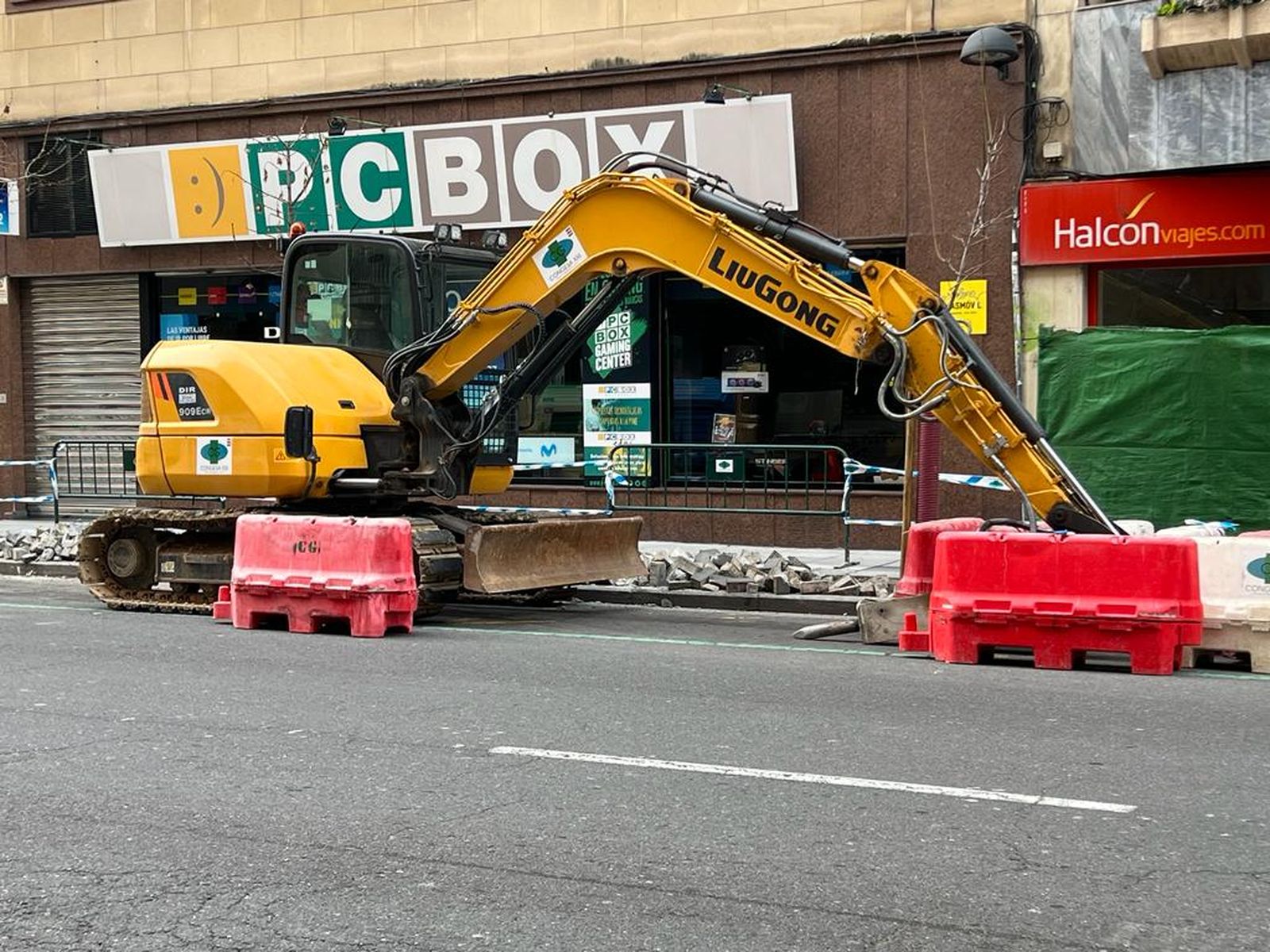 Obras en el paseo del Doctor Torres Villarroel. Foto S24H
