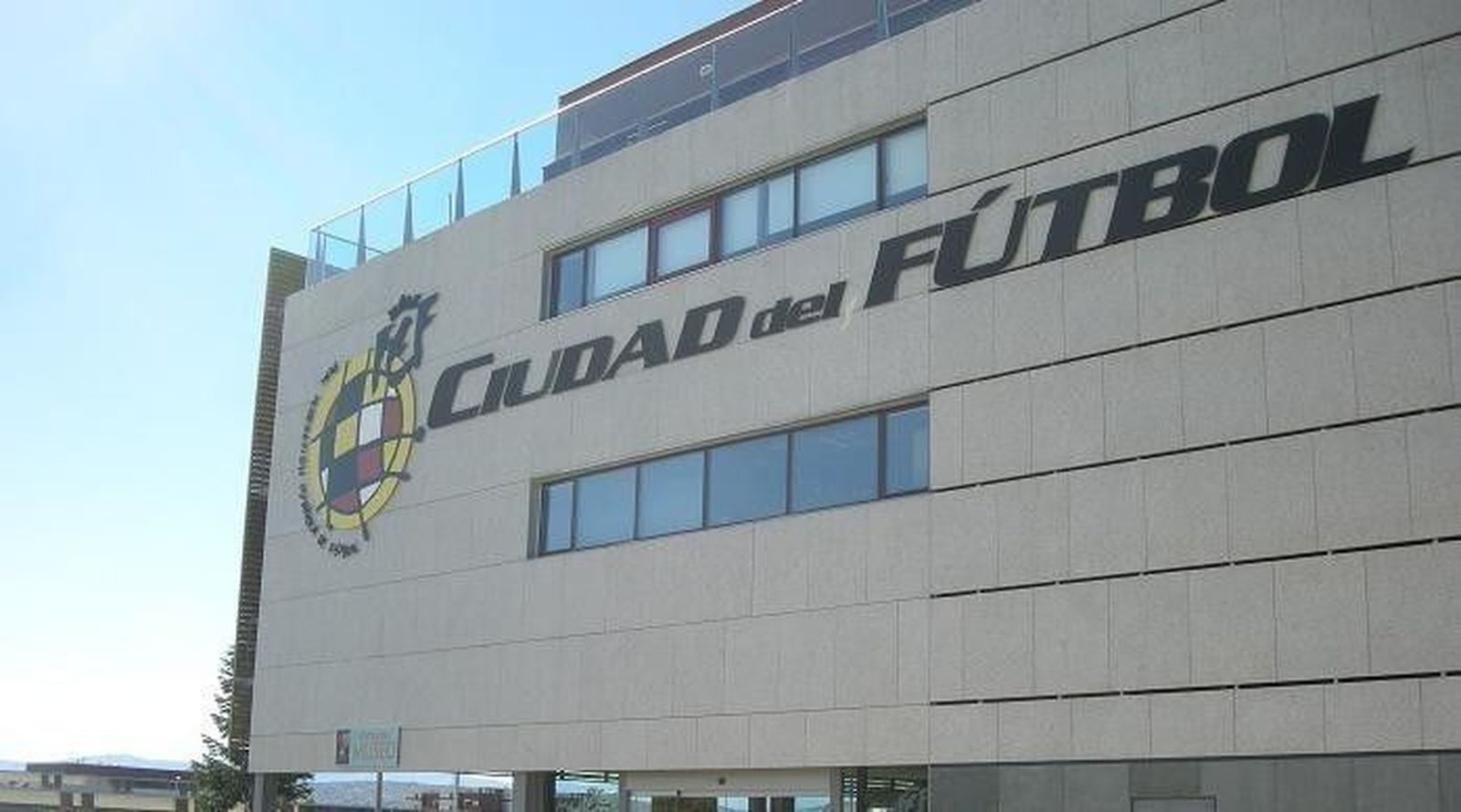 Esperar la resolución a los recursos para hacer los grupos supone a la RFEF aguardar a mitad de la próxima semana Esperar la resolución a los recursos para hacer los grupos supone a la RFEF aguardar a mitad de la próxima semana