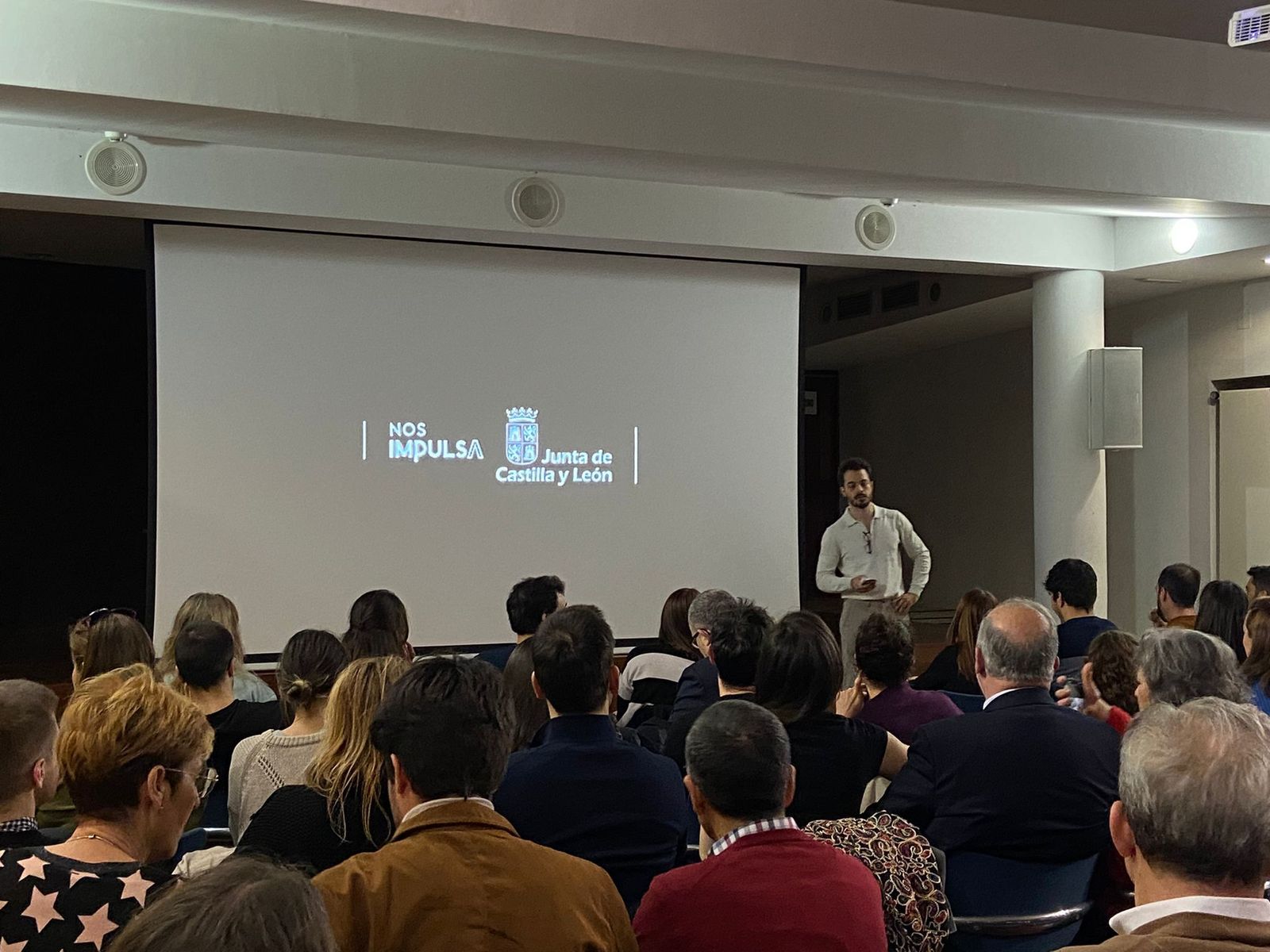 Los zamoranos disfrutan de 'El Alba', un cortometraje de suspense puramente de la tierra