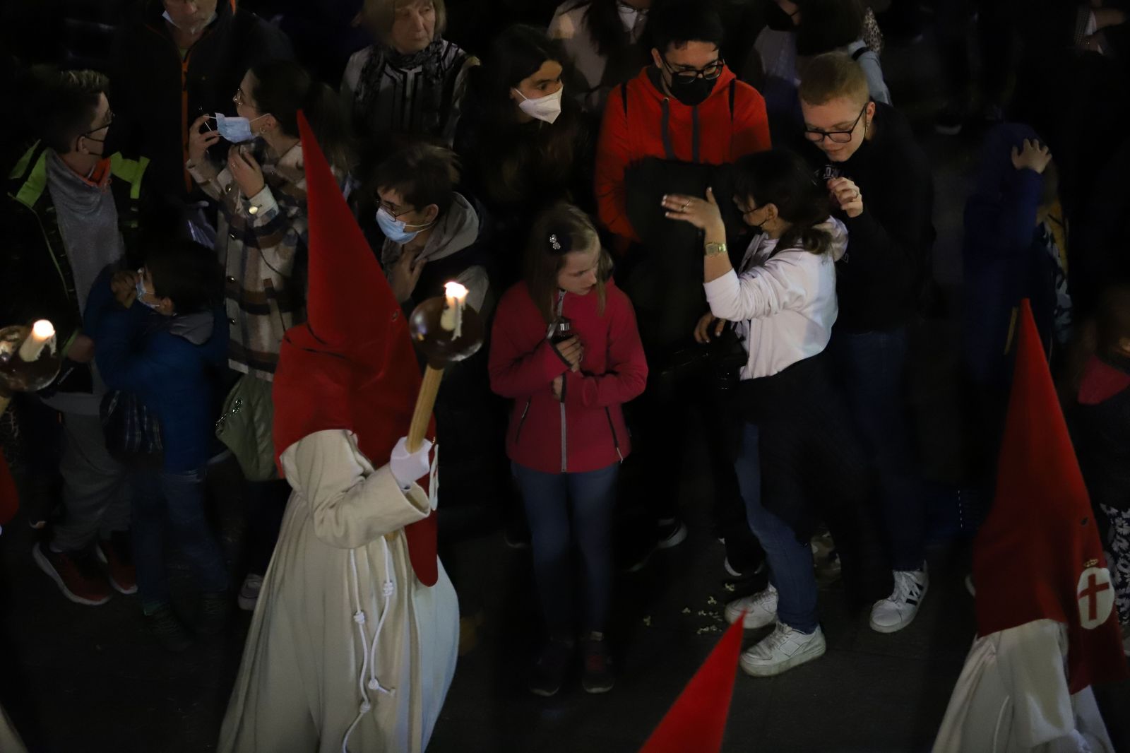 procesion-de-la-cofradia-del-silencio-foto-maria-lorenzo-1