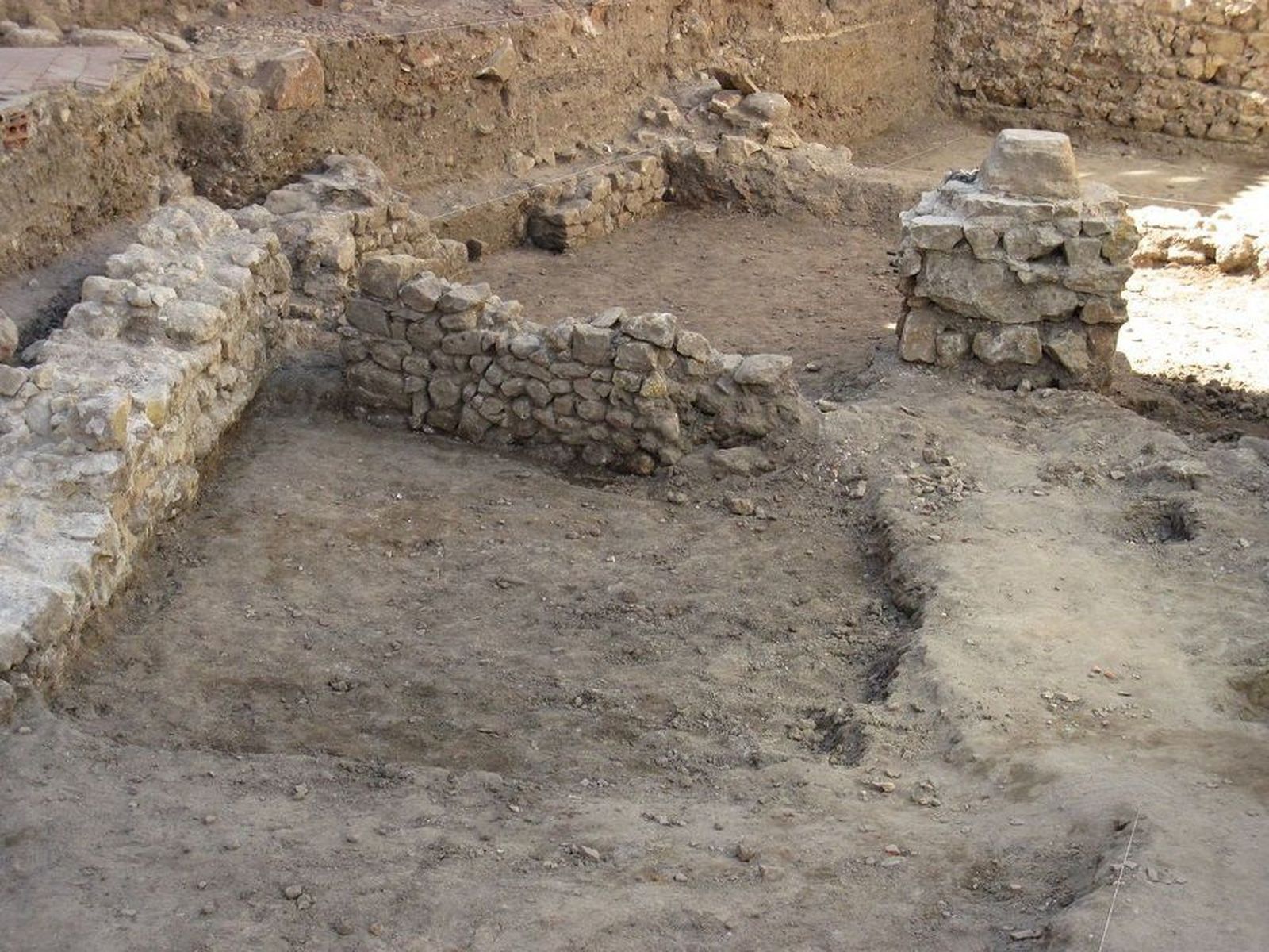 Ciudadanos del Patrimonio solicita protección integral para los restos arqueológicos descubiertos en la calle San Pablo