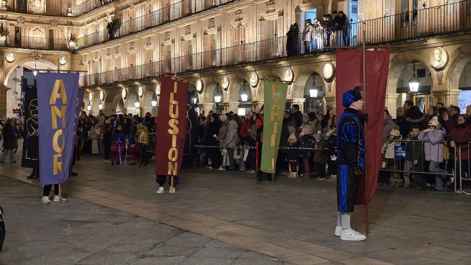Los Reyes Magos recorren las calles de Salamanca en la Cabalgata 2026