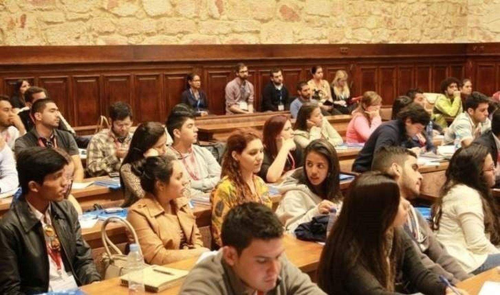 La Junta convoca ayudas para la enseñanza del español para extranjeros