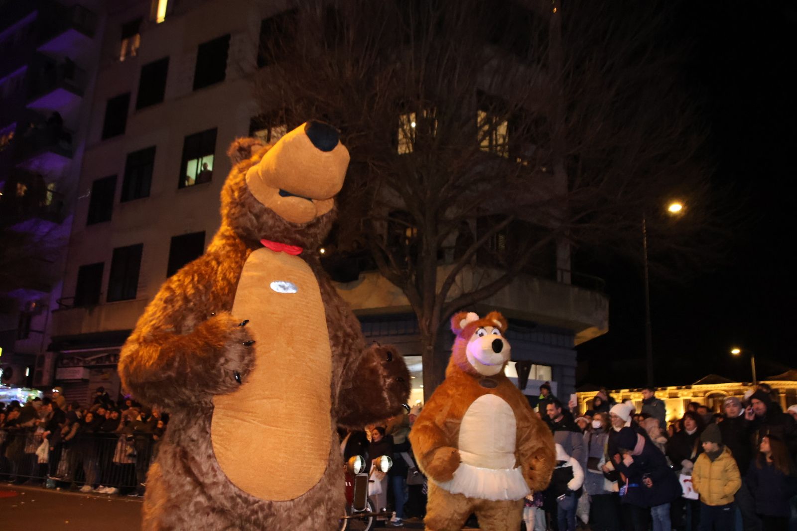 Los Reyes Magos recorren las calles de Salamanca en la Cabalgata 2026