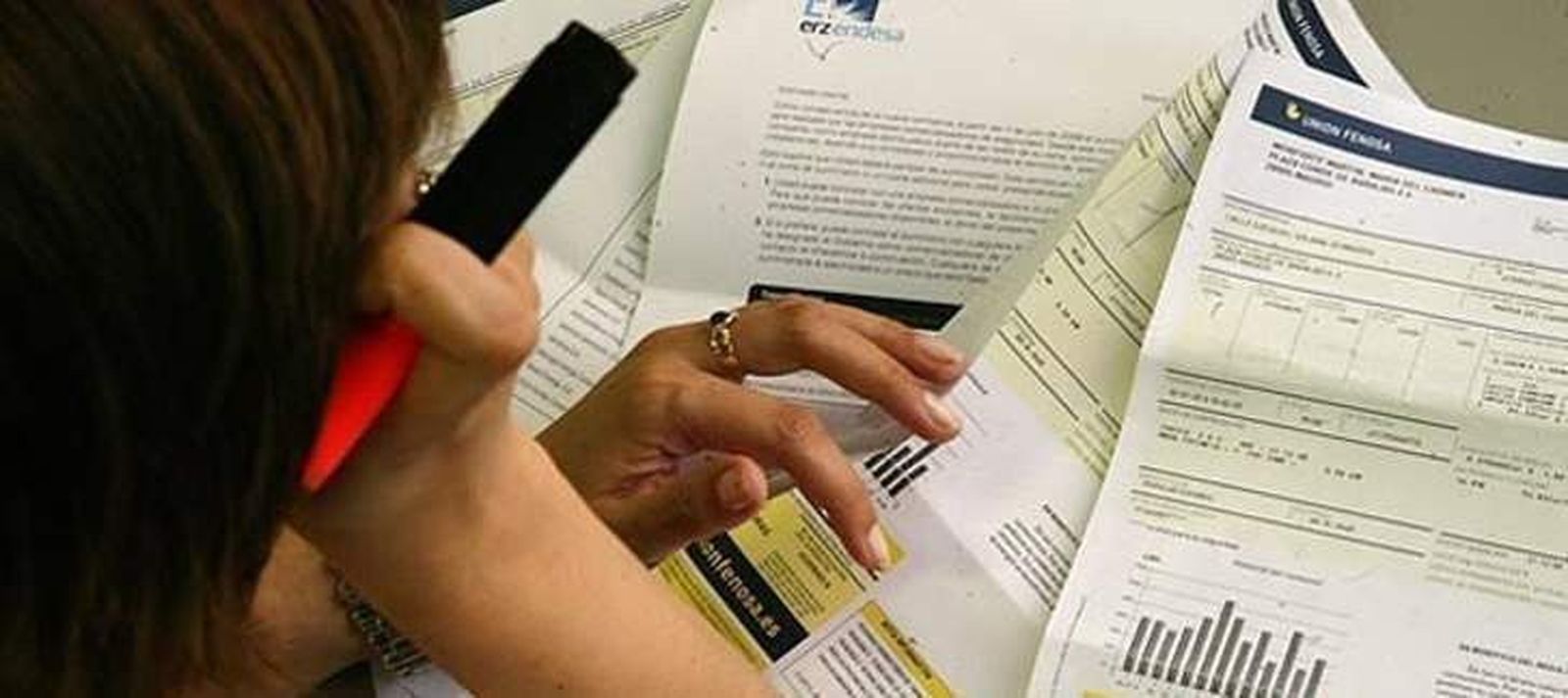 Una herramienta de internet ayuda a ahorrar en las facturas de luz y gas