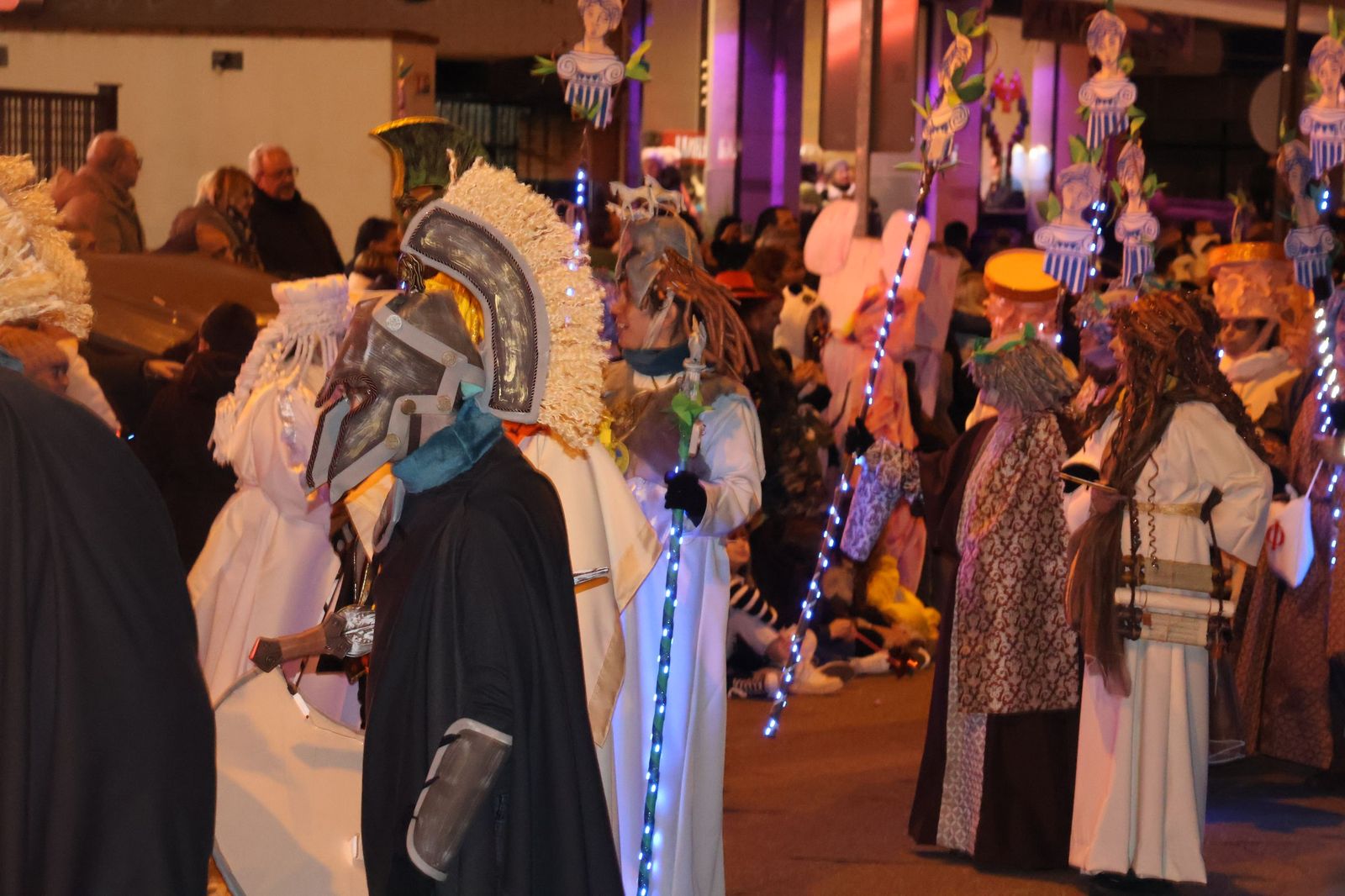 GALERÍA | Disfruta de las imágenes del colorido desfile de Carnaval en Zamora