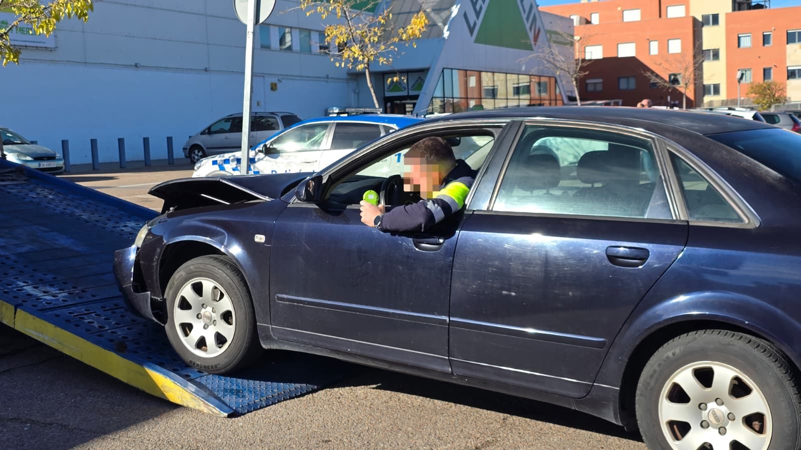Colisión en el parking del Parque Comercial Capuchinos