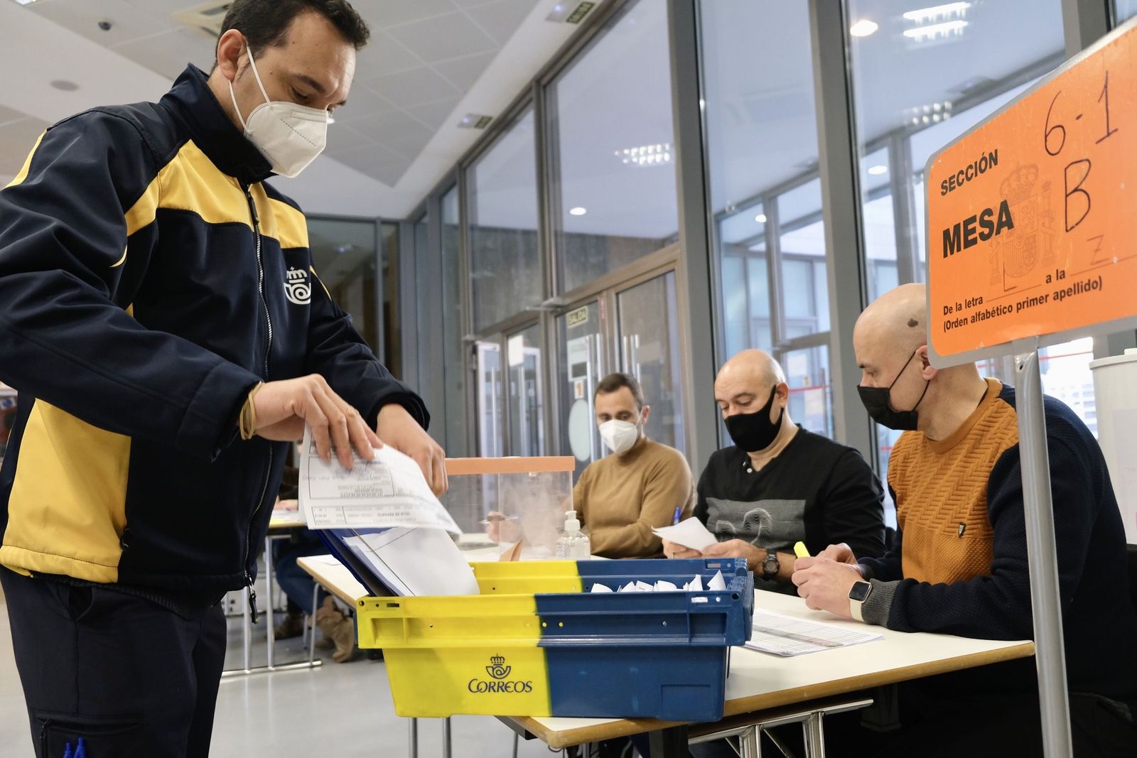 la-jornada-electoral-en-imagenes-1