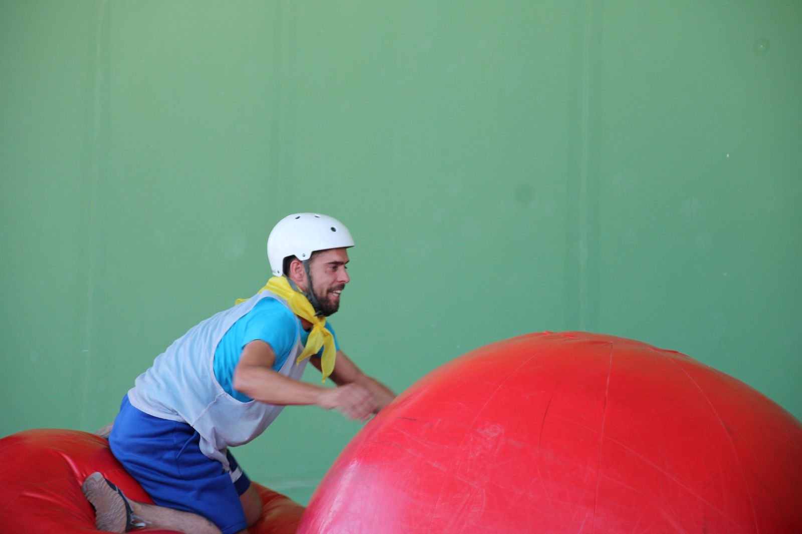 humor-amarillo-en-castellanos-de-moriscos-12