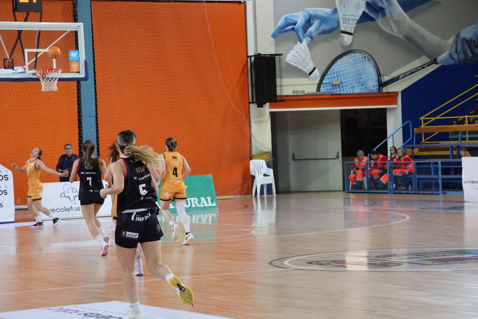 Partido entre CD Zamarat y Cajasol Baloncesto Sevilla