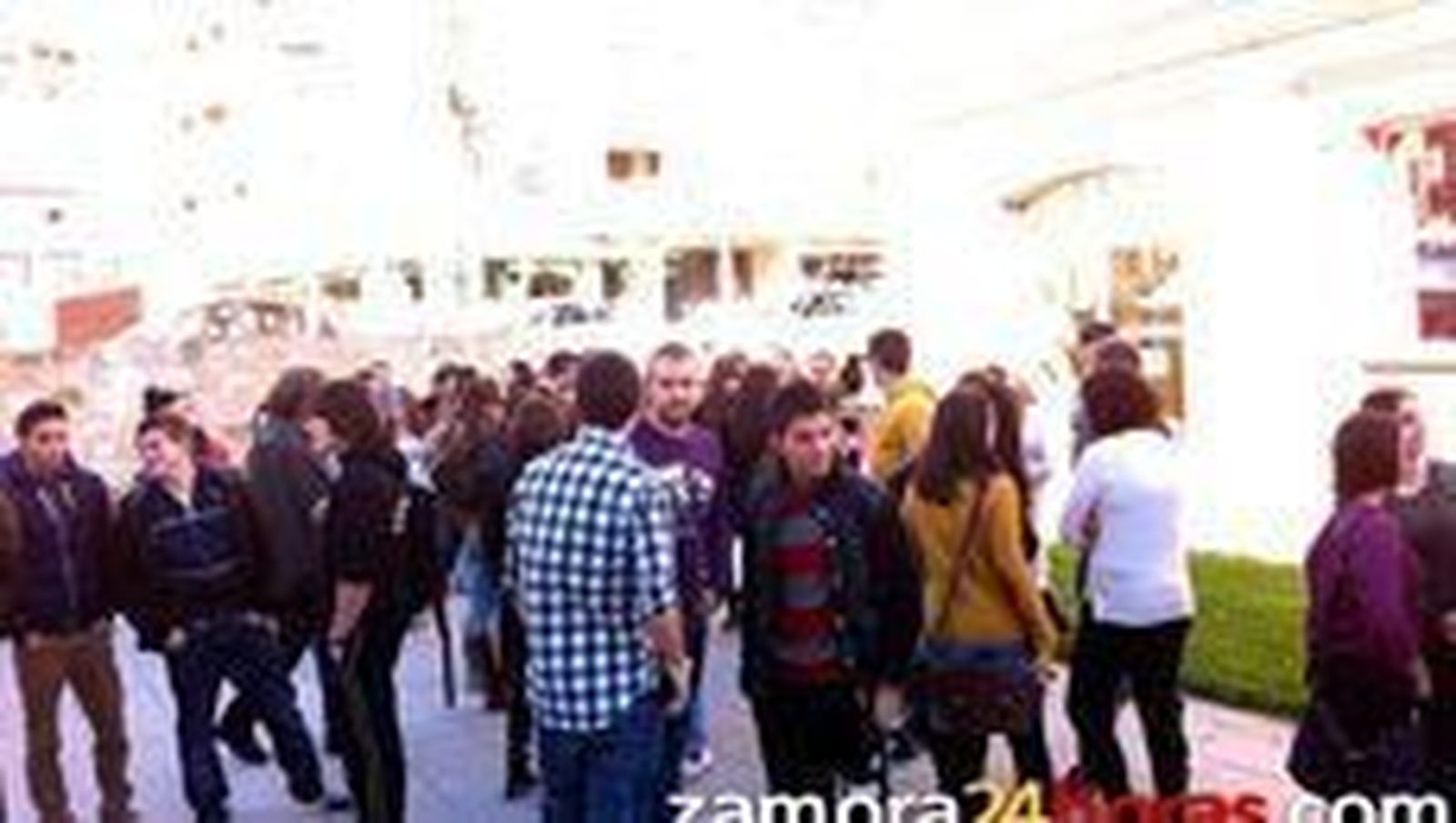 La Universidad destinará 522.000 euros para su programa propio de becas