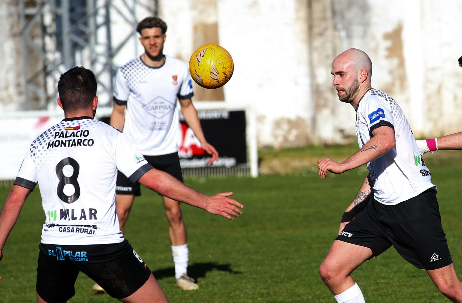 Farres y Pablo Gómez, en un duelo del Ciudad Rodrigo
