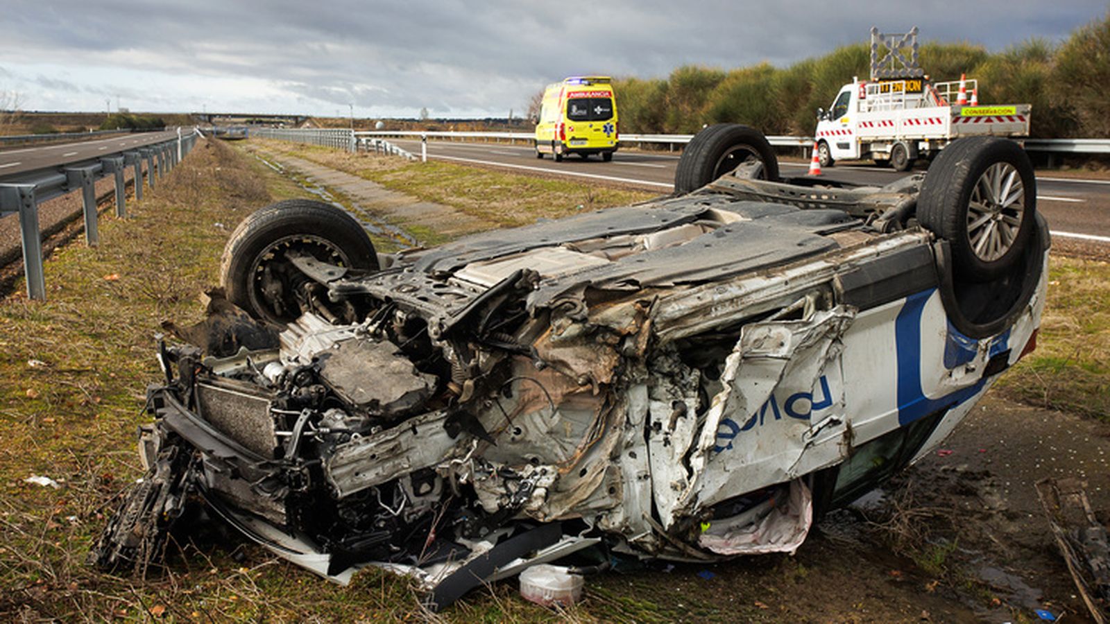 Una colisión entre un camión y un turismo deja dos heridos en la A-62 a su paso por La Fuente de San Esteban