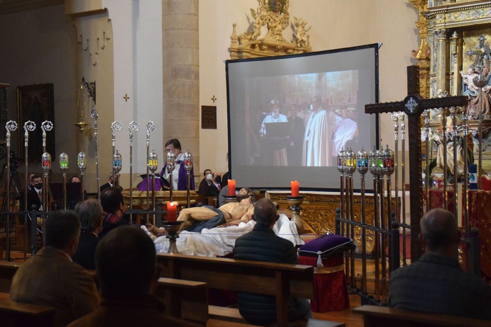 “Una procesión interior que nos redescubra a nosotros mismos”, la petición de la Hermandad de Jesús Yacente a sus fieles