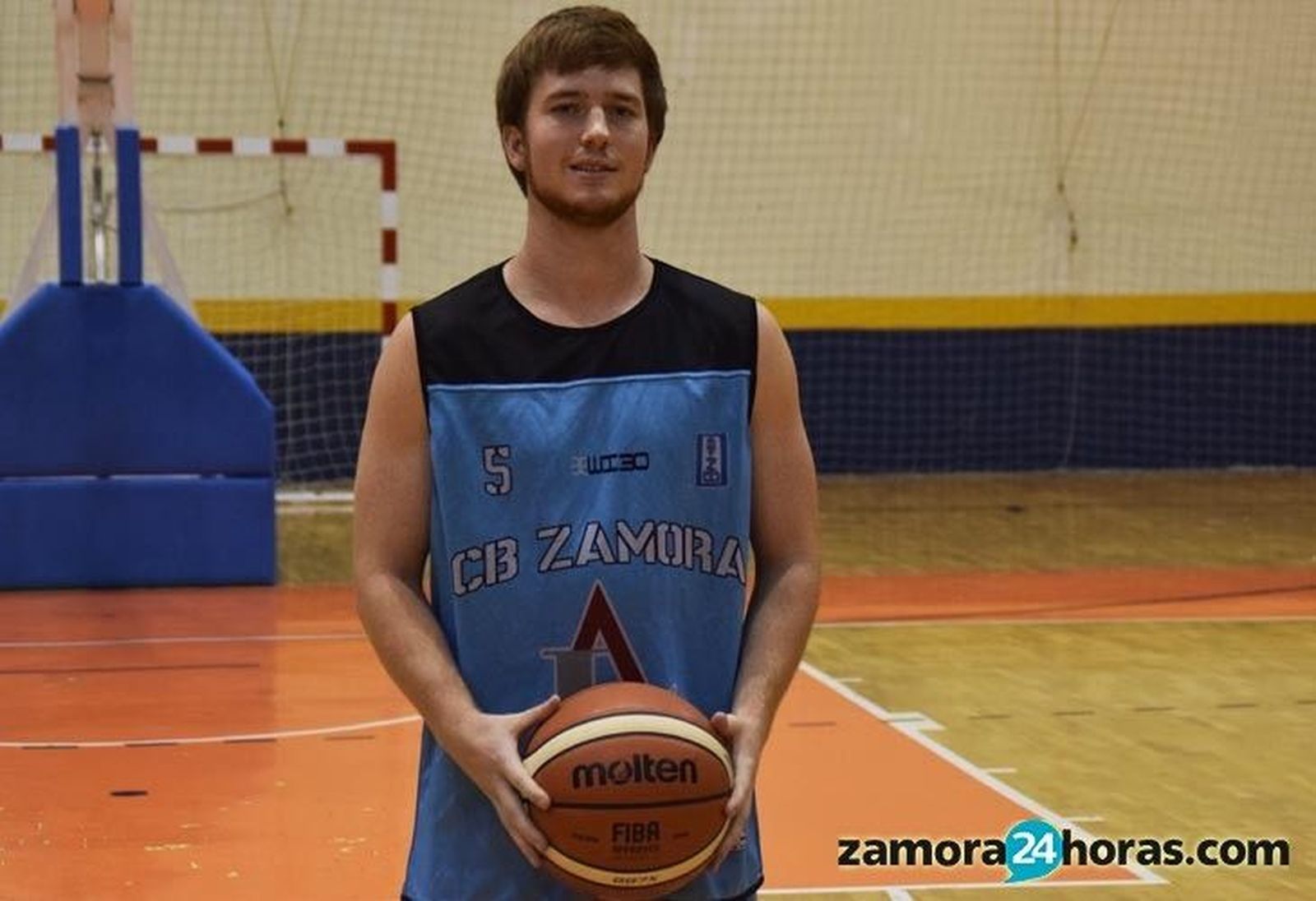 El americano Will Perry también se queda en el Aquimisa Queso Zamorano