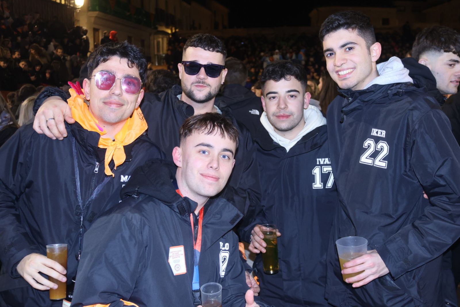 Los jóvenes vuelven a llenar las calles de Ciudad Rodrigo por el Carnaval del Toro