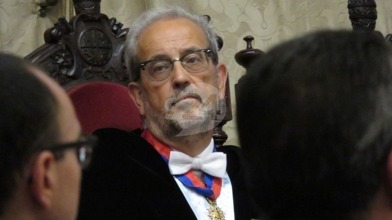 El principal objetivo es incrementar el número y la calidad de los proyectos de investigación