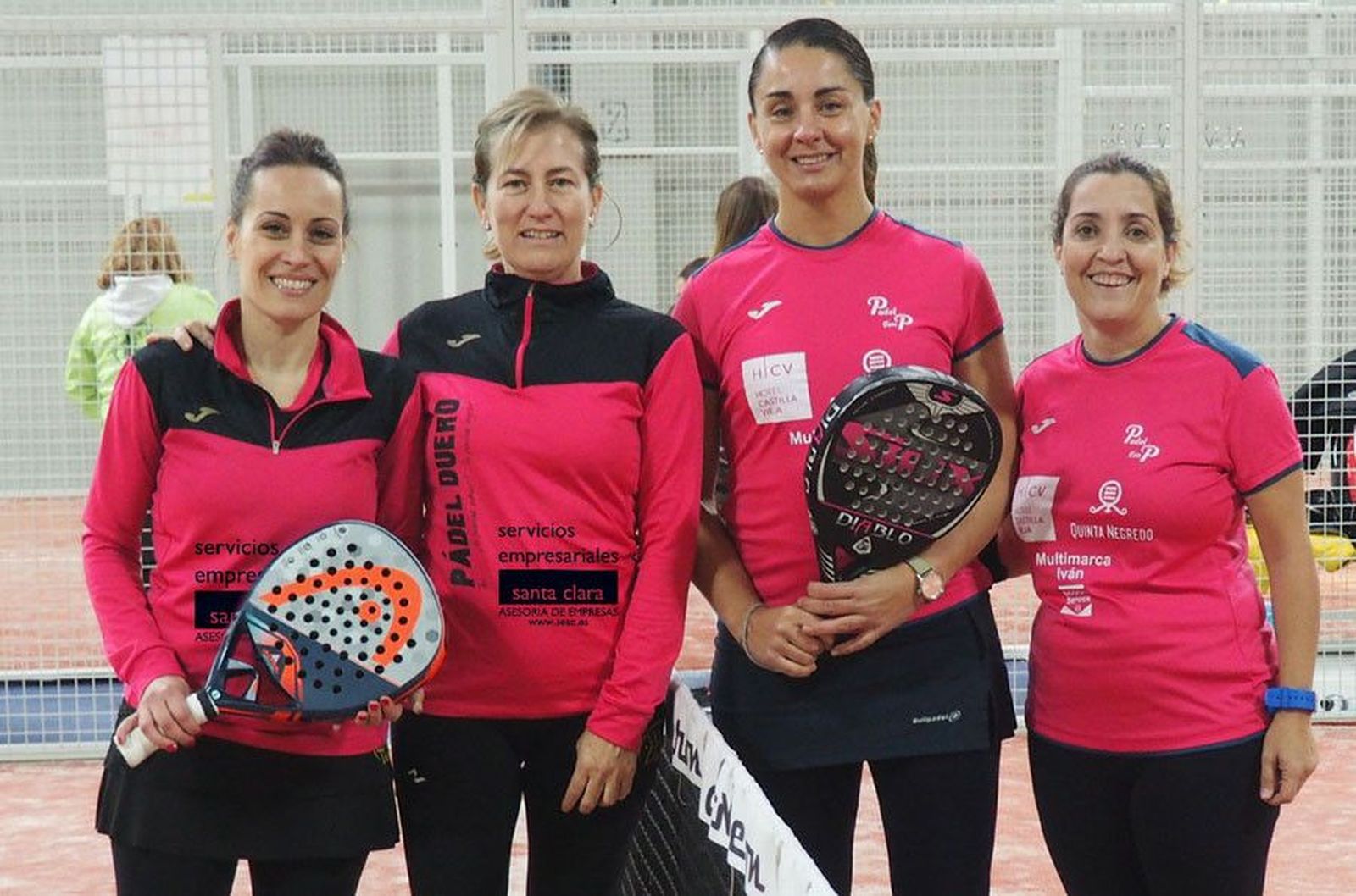 Zaida Reguero y Ana Garvia.