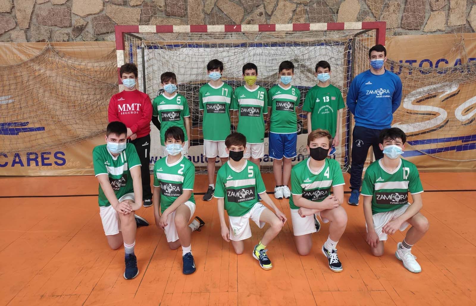 Plantilla del equipo infantil