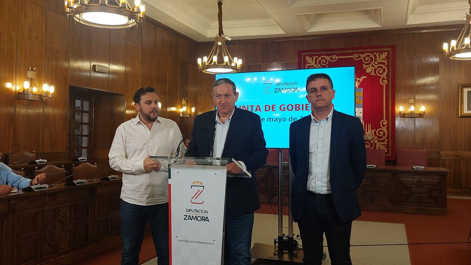 Víctor López de la Parte, Javier Faúndez y Ramiro Silva en rueda de prensa