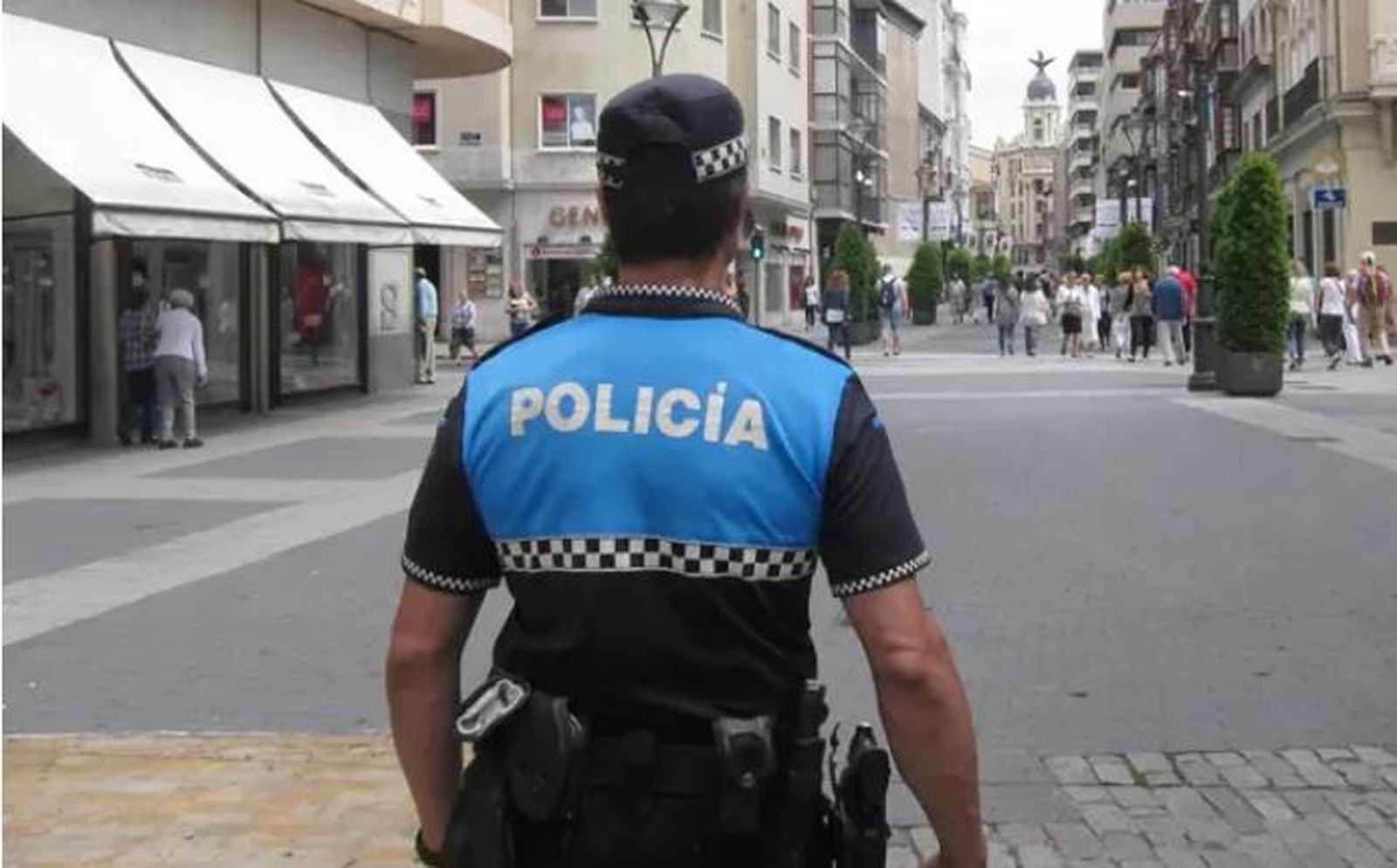 Policía Local en León. Foto EP