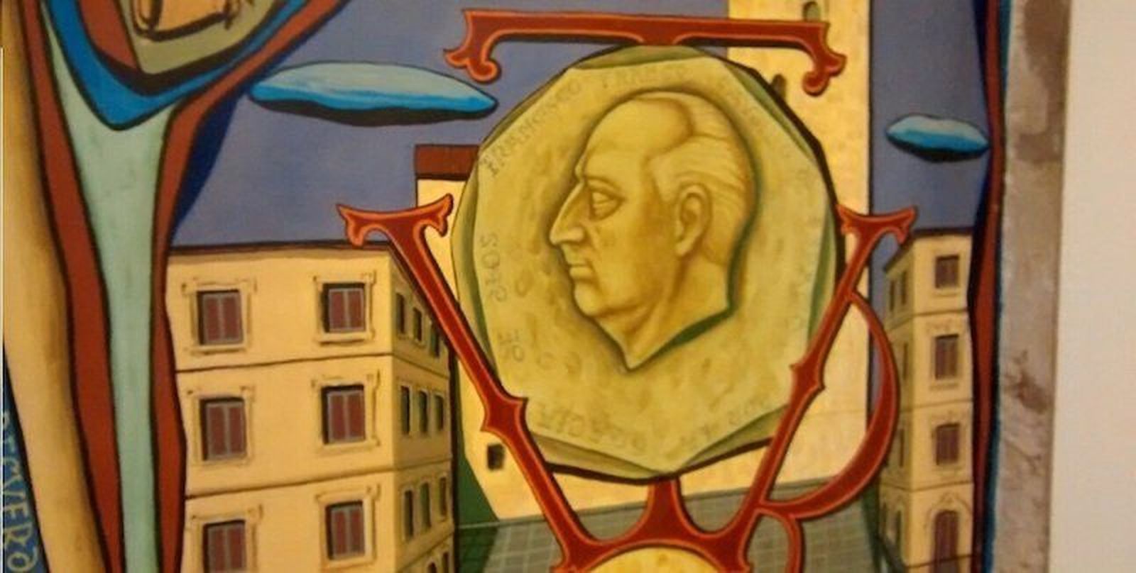 El Ayuntamiento asegura que ya ha retirado todos los elementos franquistas de calles y edificios municipales