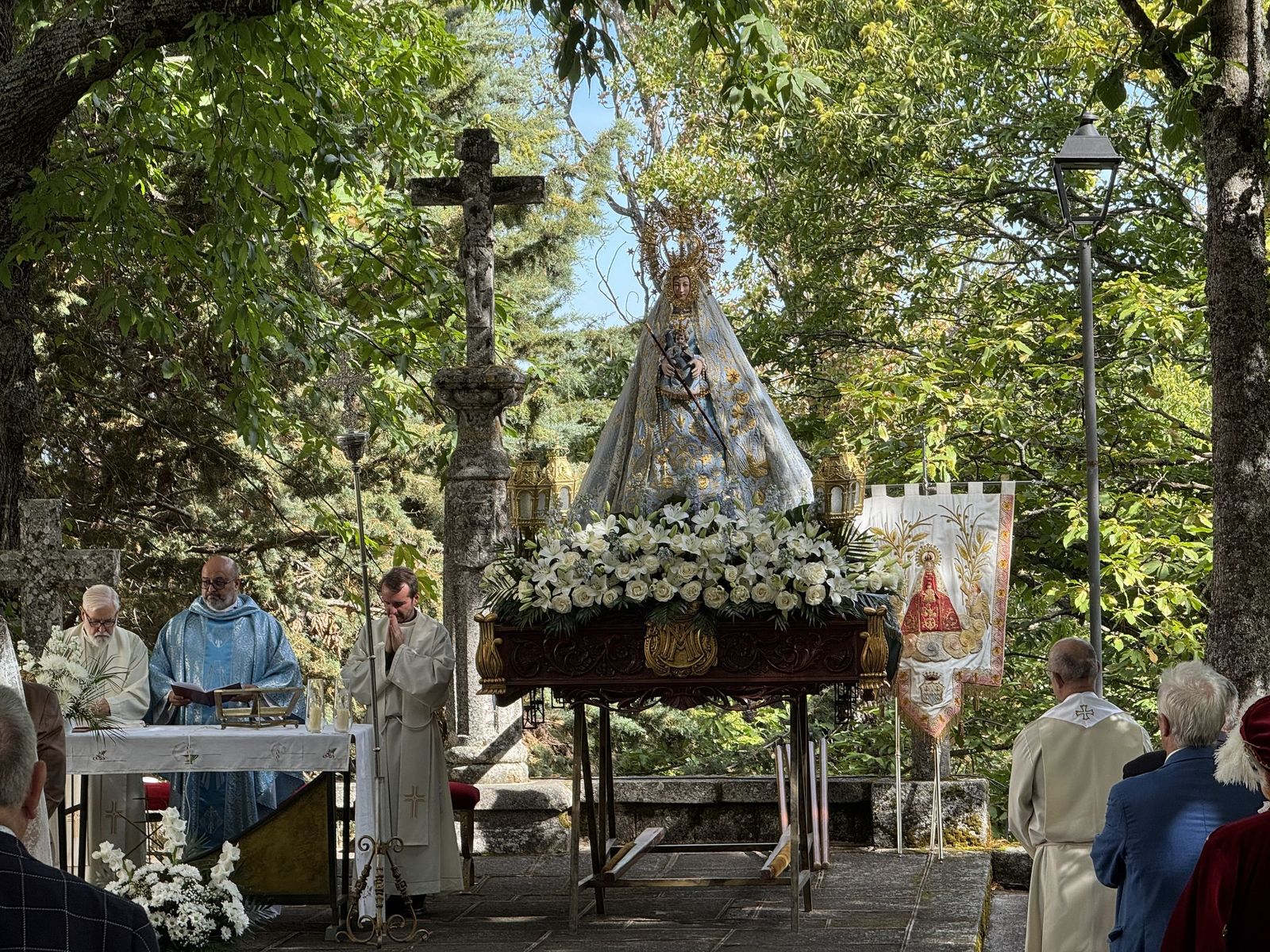 Béjar, misa y procesión en el santuario de Nuestra Señora del Castañar