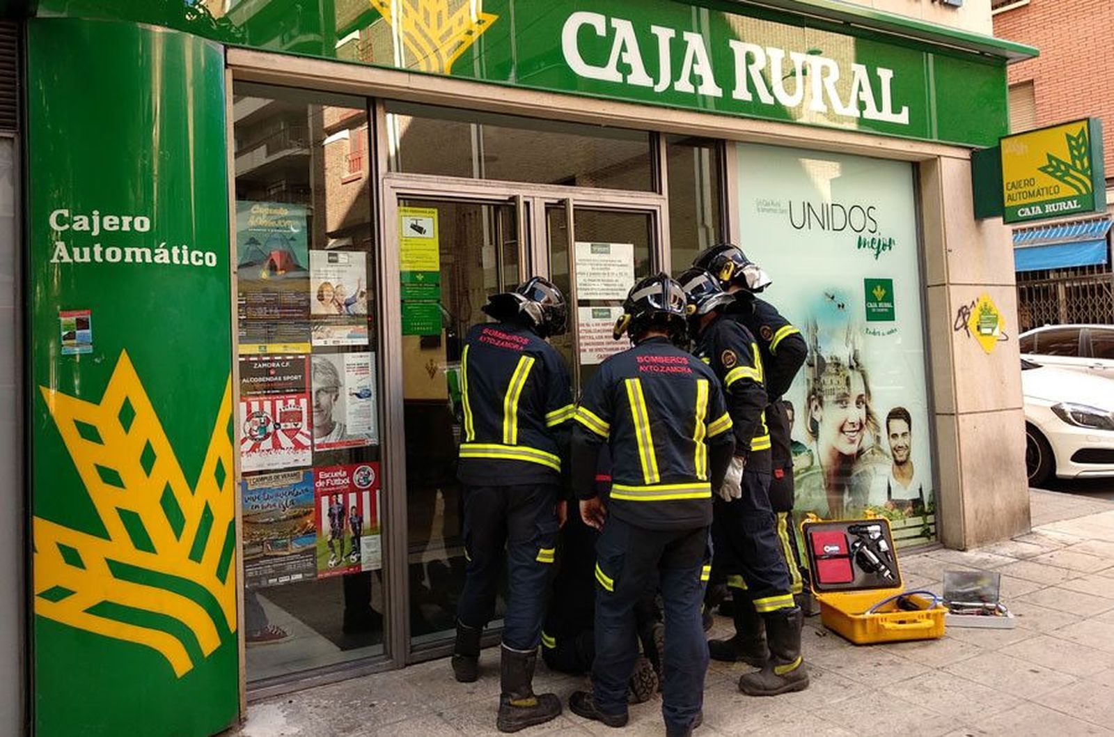 Bomberos caja rural