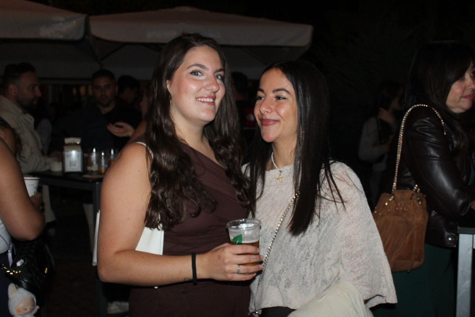 Ambiente en la Feria de Día en la tarde de este