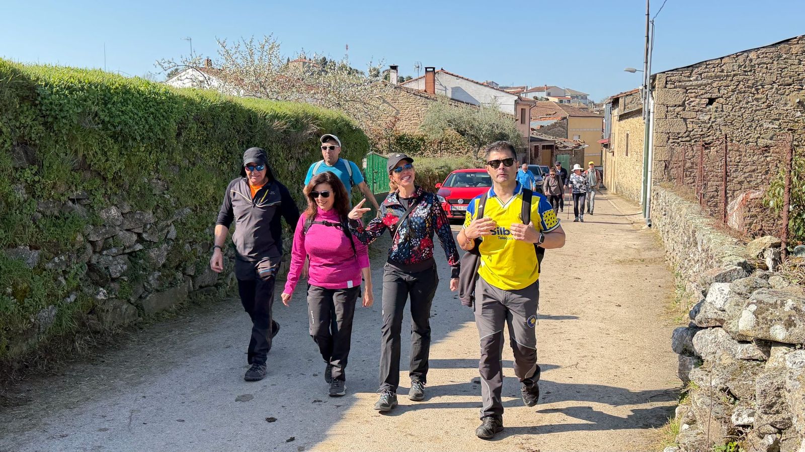 Marcha senderiesta mieza