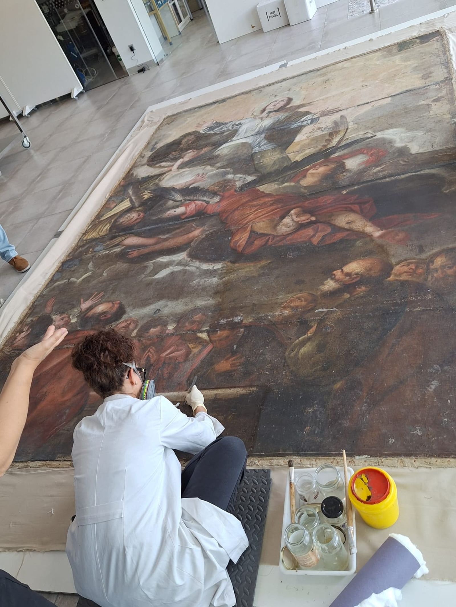 El taller Uffizi restaura el cuadro 'La Ascensión de la Virgen'