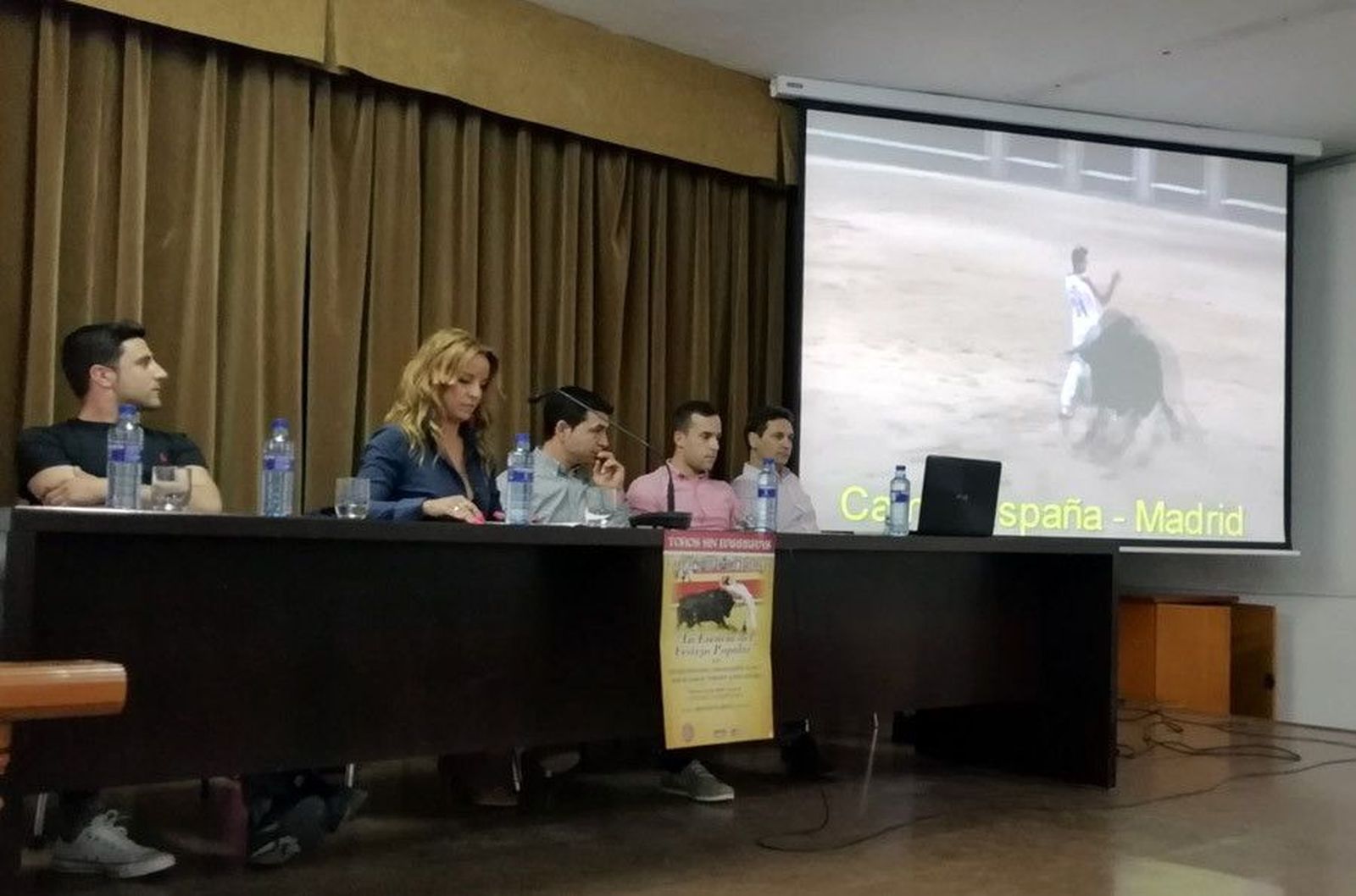 Foto taurino recortadores