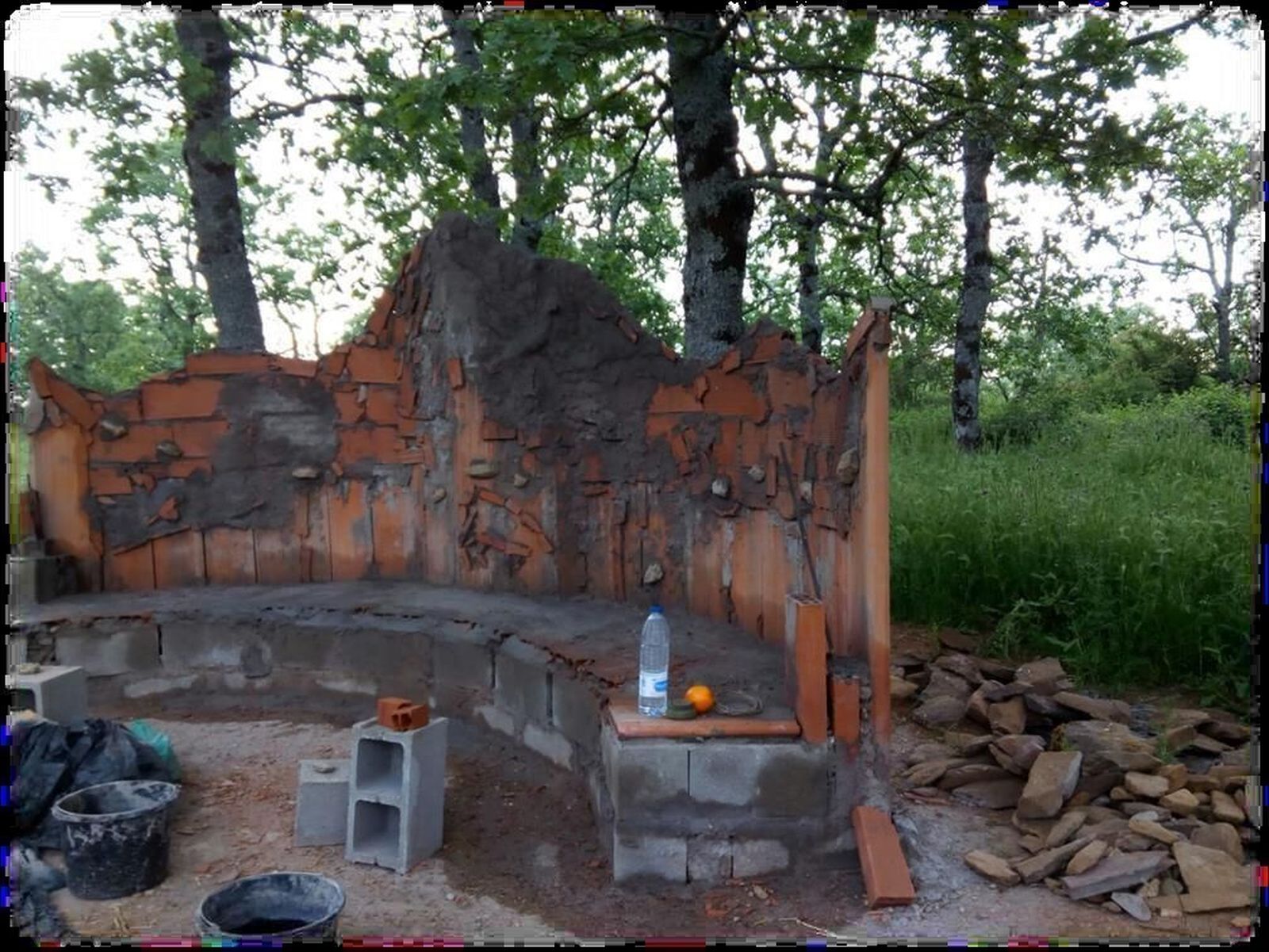 El Taller de Escultura Abrazados a Tonda entra en su recta final