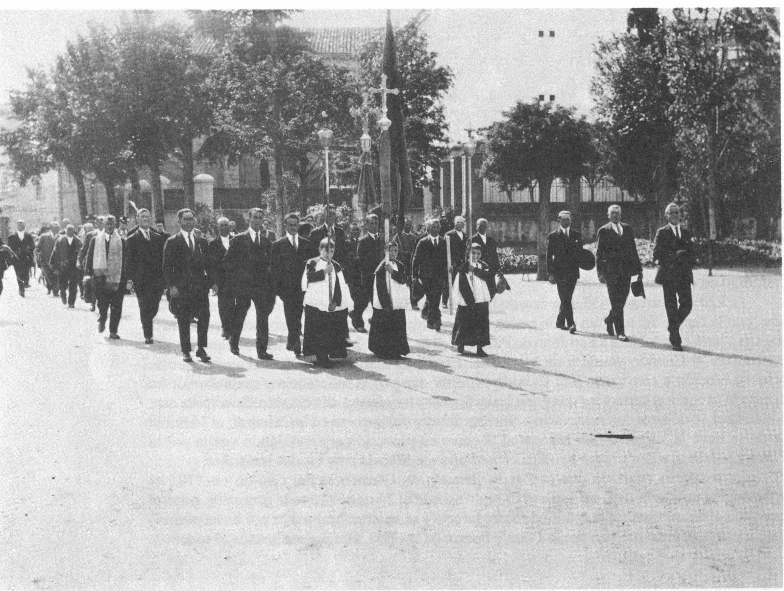 Imagen de la Rogativa de San Marcos en los años 30 Cofradía de la Concha