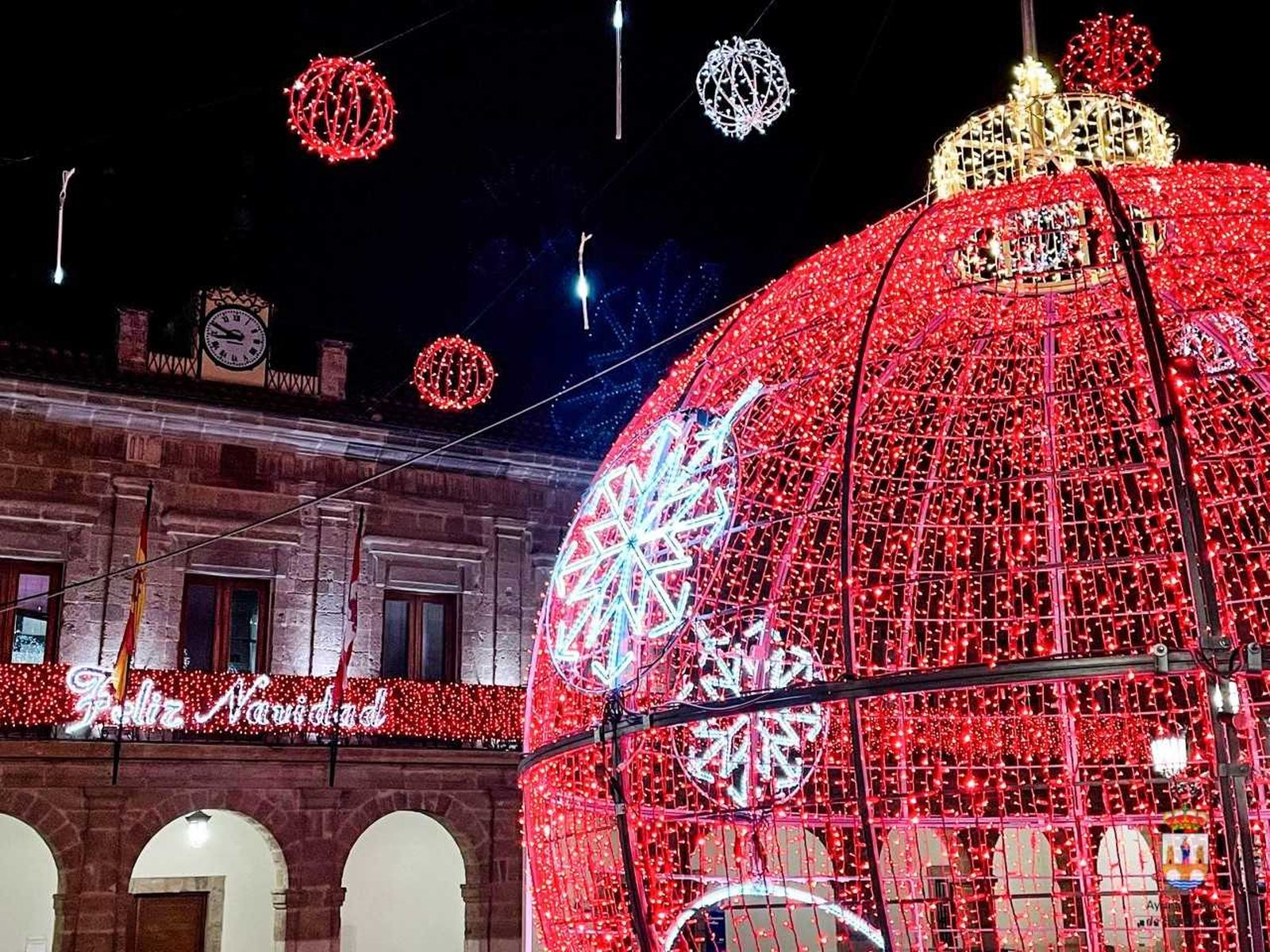 Iluminación navideña en Benavente. Archivo